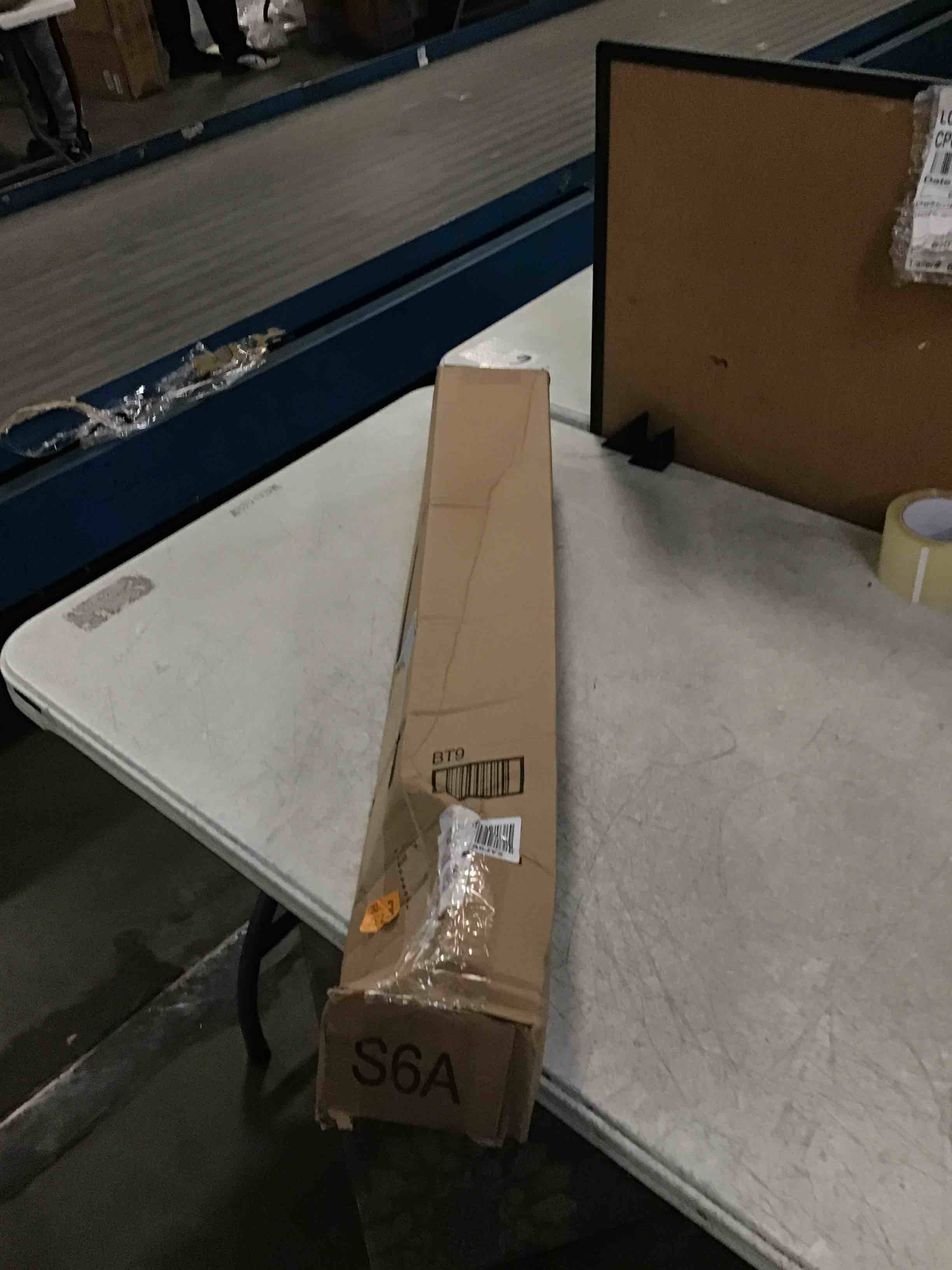 https://s3.amazonaws.com/lotting-images-prod/bidfta/GRA0157805_1727191336970.jpeg