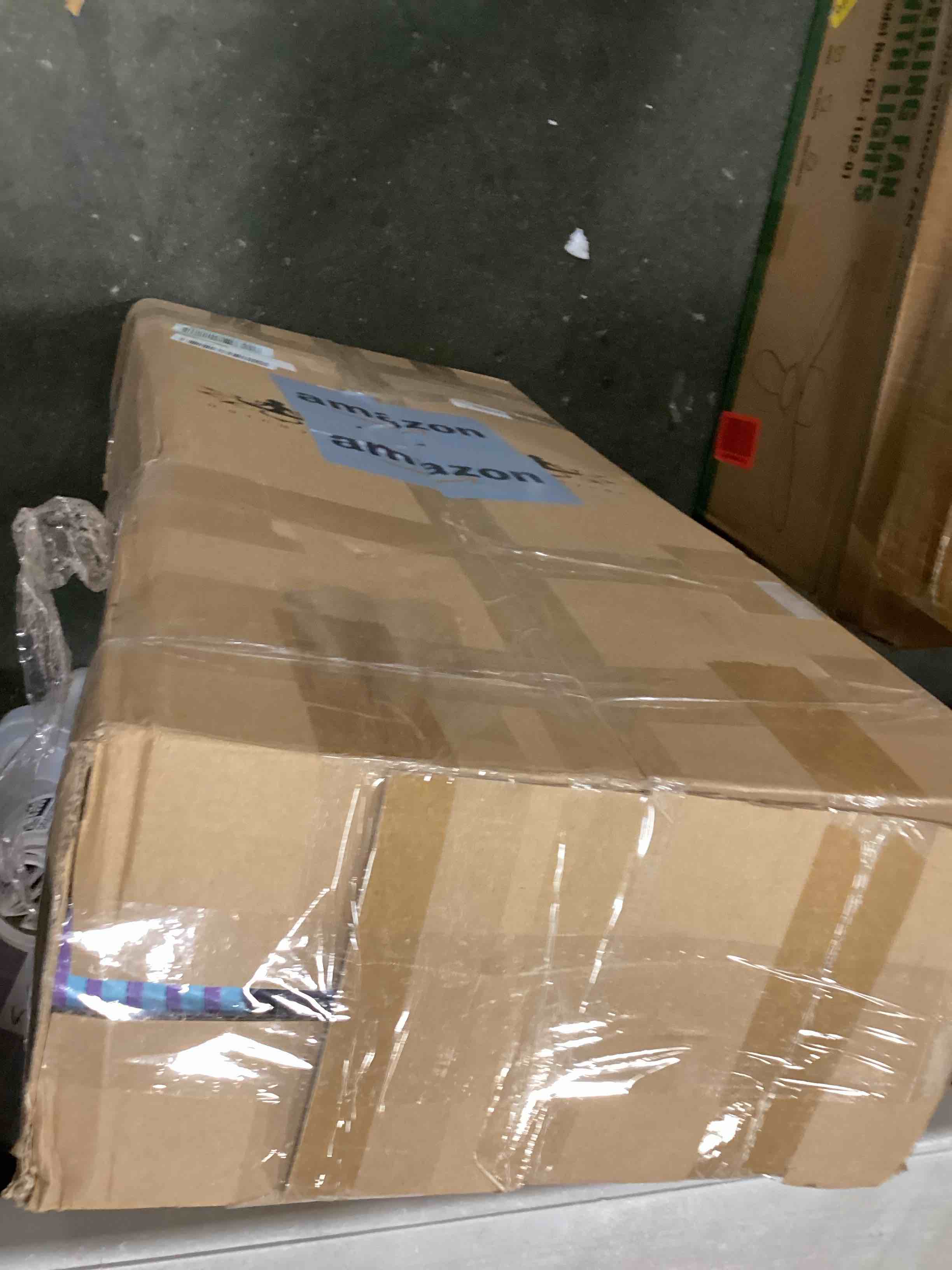 https://s3.amazonaws.com/lotting-images-prod/bidfta/GRA0158357_1728006744538.jpeg