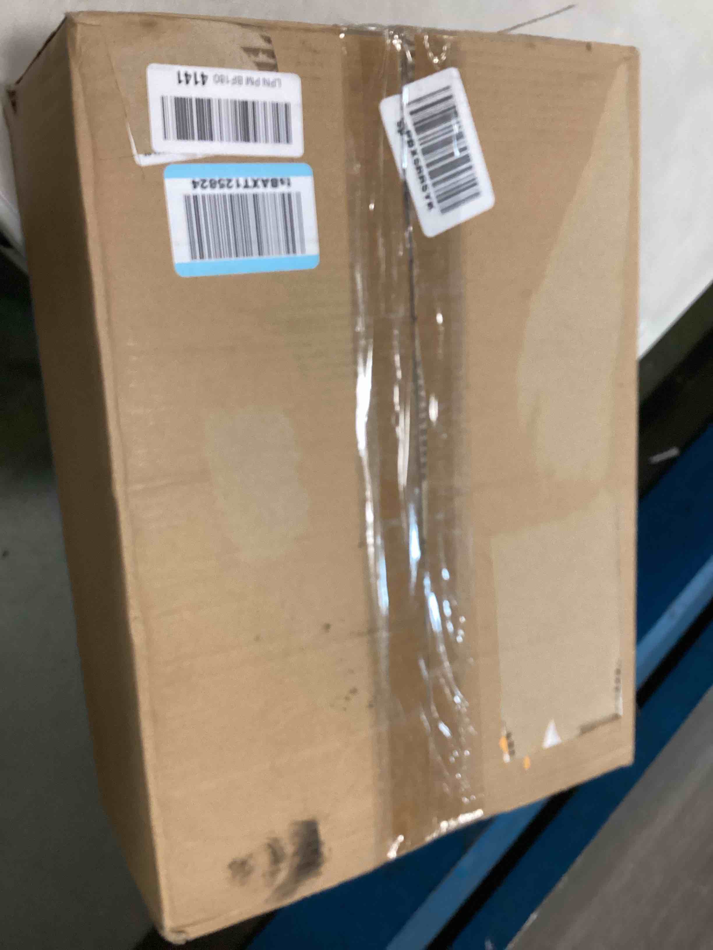 https://s3.amazonaws.com/lotting-images-prod/bidfta/GRA0159484_1727395681912.jpeg