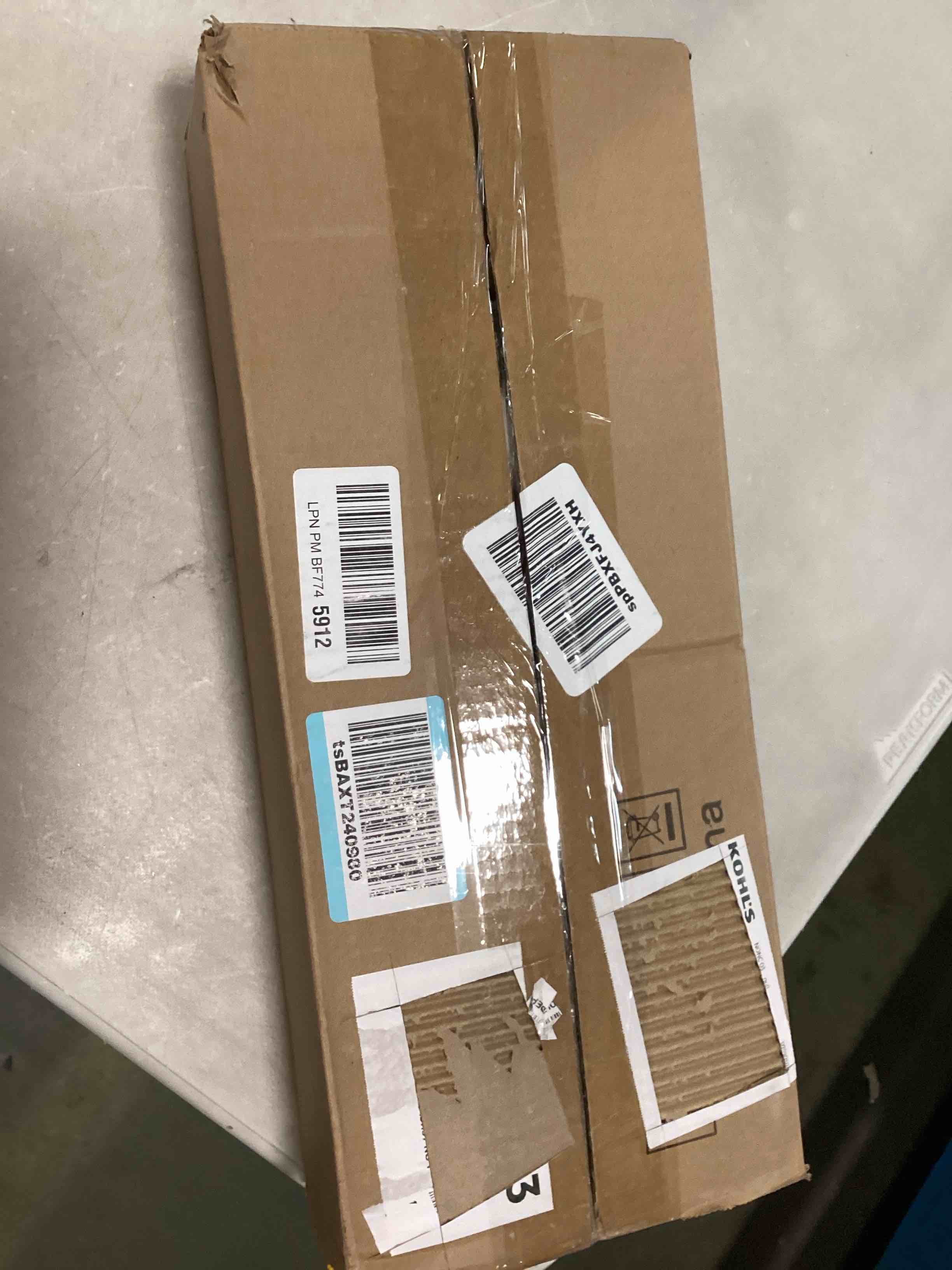 https://s3.amazonaws.com/lotting-images-prod/bidfta/GRA0159742_1727299294363.jpeg