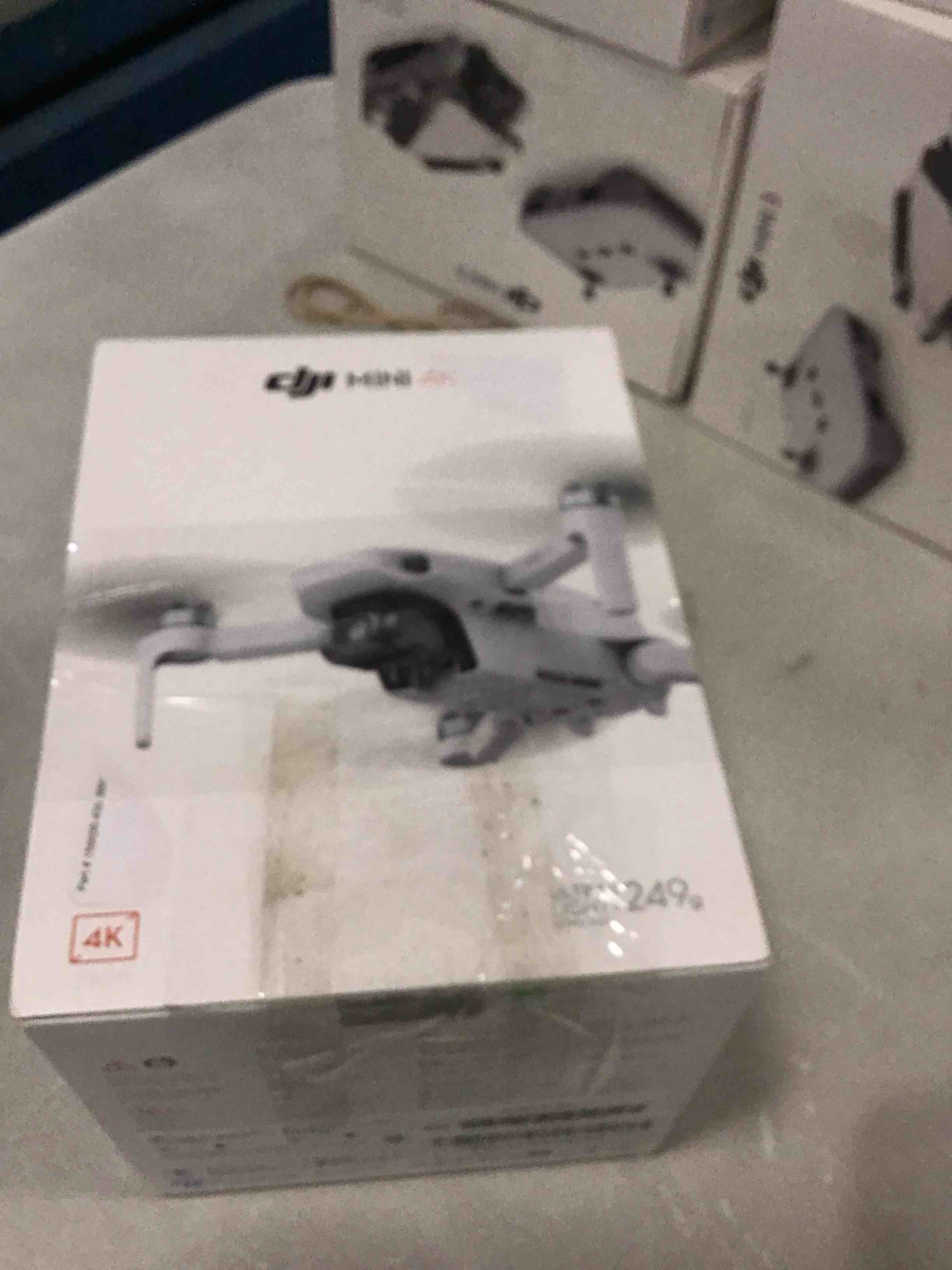 https://s3.amazonaws.com/lotting-images-prod/bidfta/GRA0160490_1727808639046.jpeg