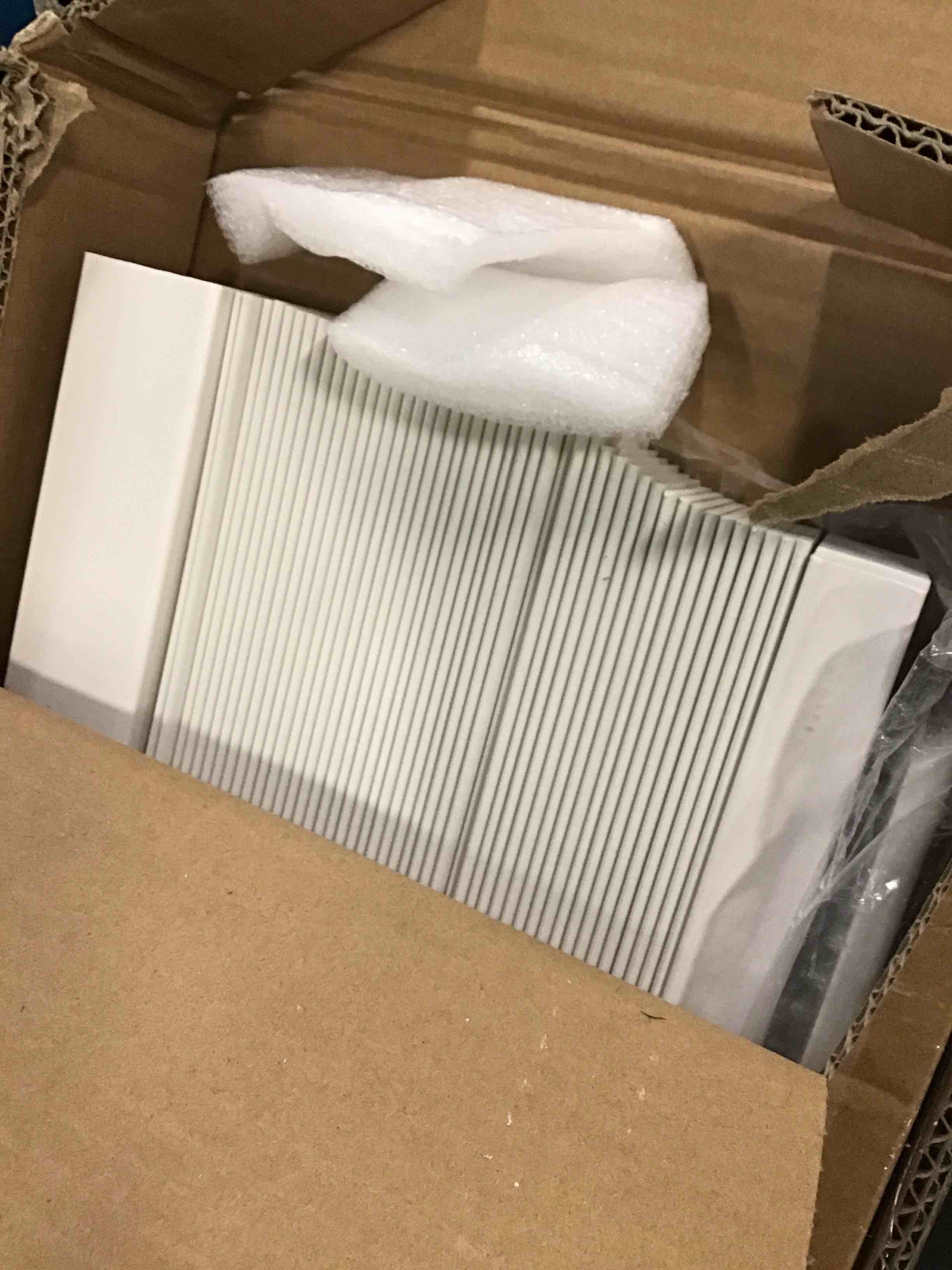 https://s3.amazonaws.com/lotting-images-prod/bidfta/GRA0161283_1727457475502.jpeg