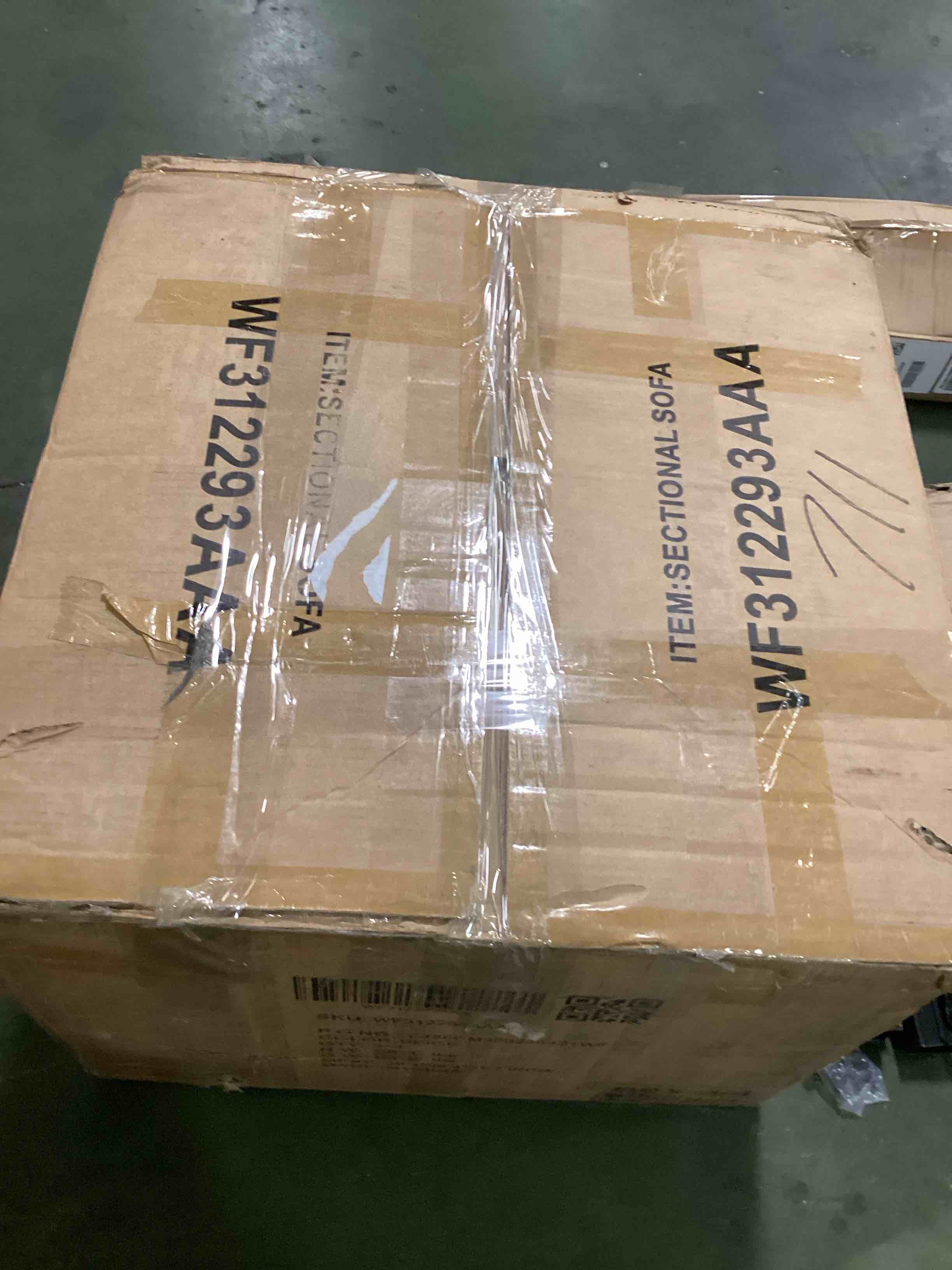 https://s3.amazonaws.com/lotting-images-prod/bidfta/GRA0161449_1727139264814.jpeg