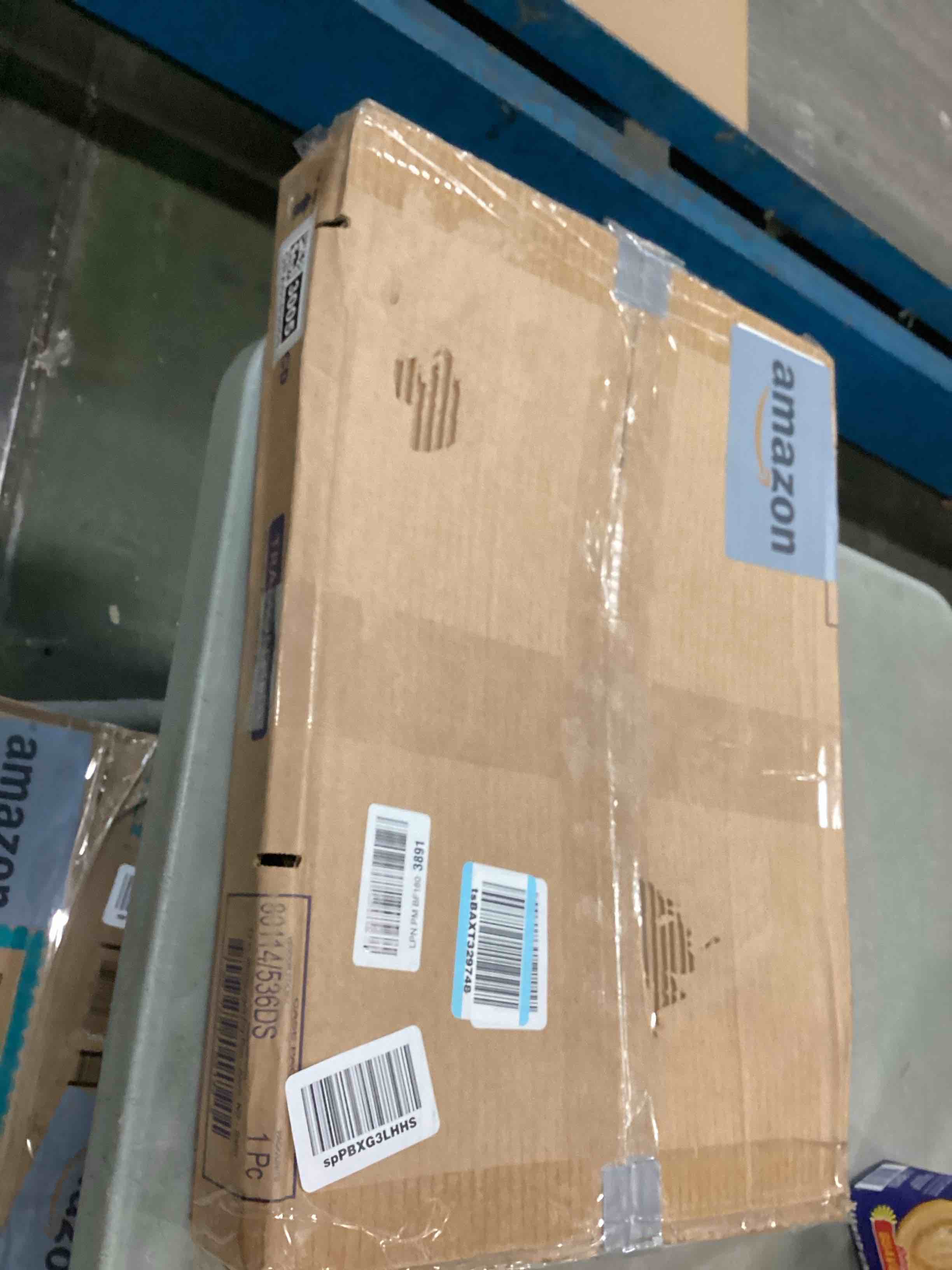 https://s3.amazonaws.com/lotting-images-prod/bidfta/GRA0163005_1727373919057.jpeg