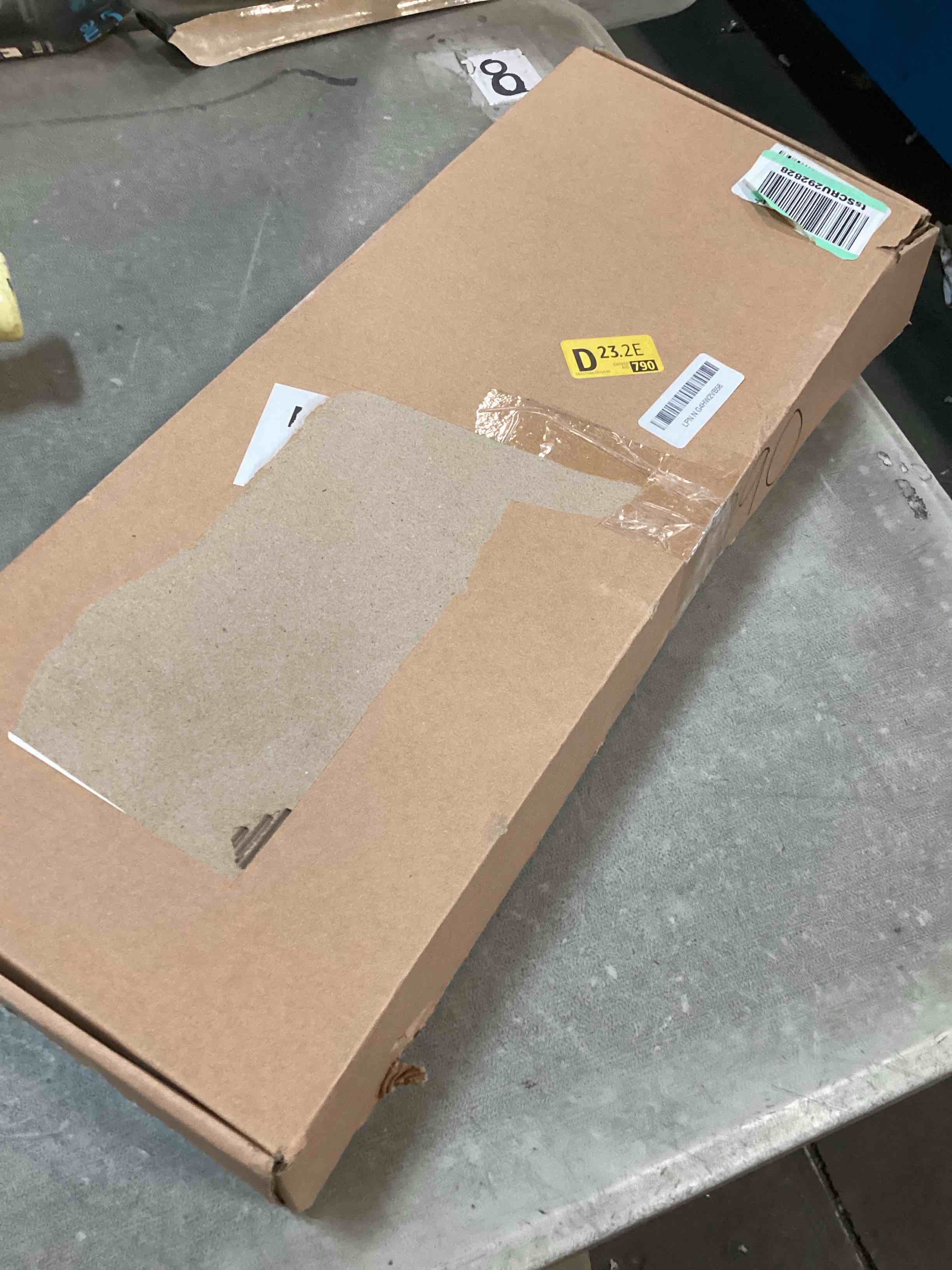 https://s3.amazonaws.com/lotting-images-prod/bidfta/GRA0164069_1731100697139.jpeg