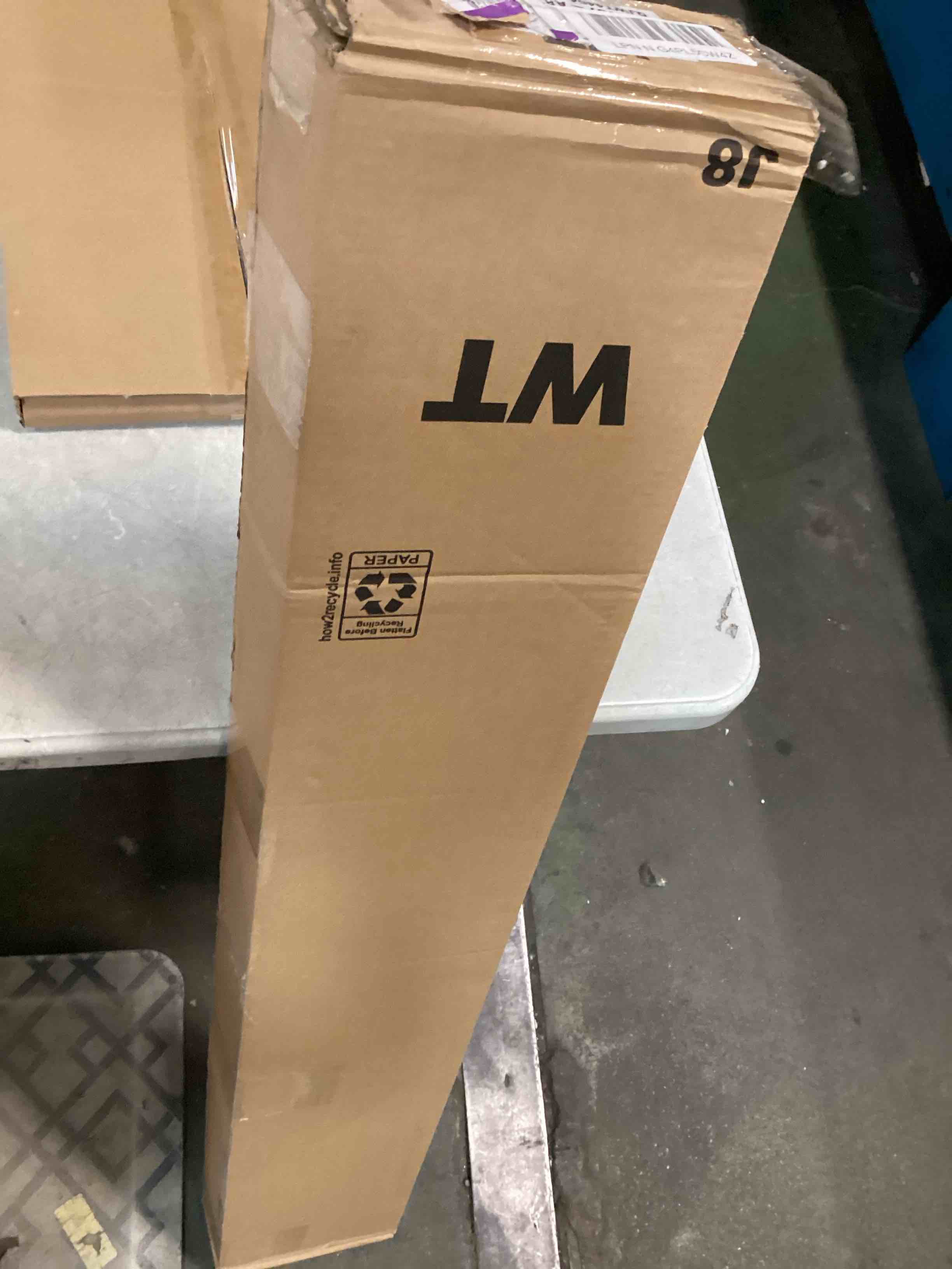 https://s3.amazonaws.com/lotting-images-prod/bidfta/GRA0164363_1730902088413.jpeg