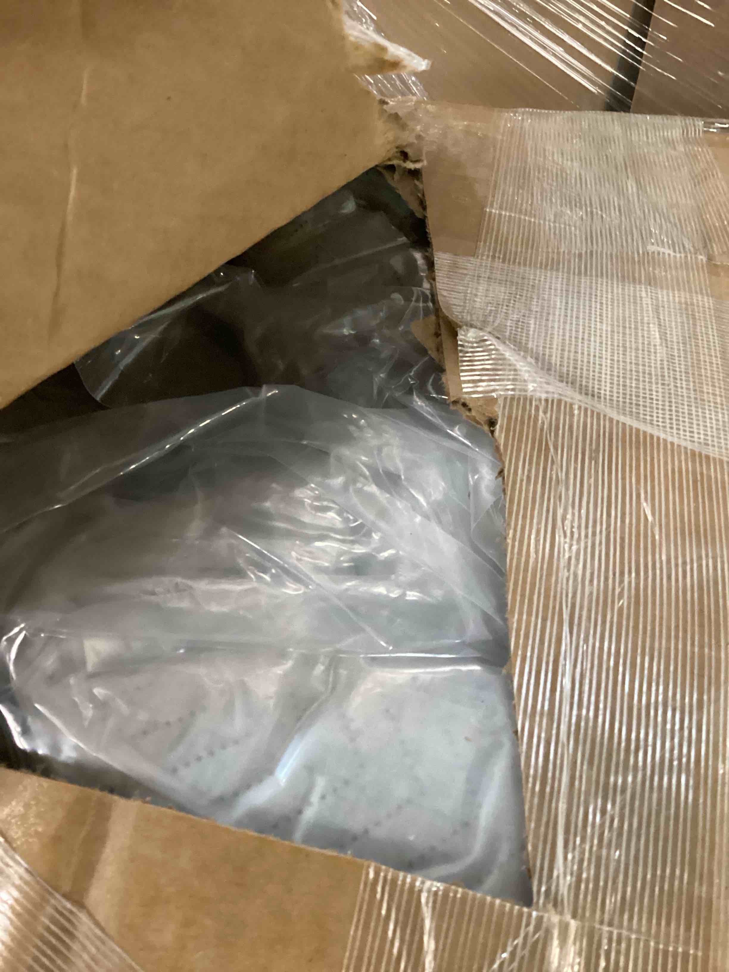 https://s3.amazonaws.com/lotting-images-prod/bidfta/GRA0164903_1730727463883.jpeg