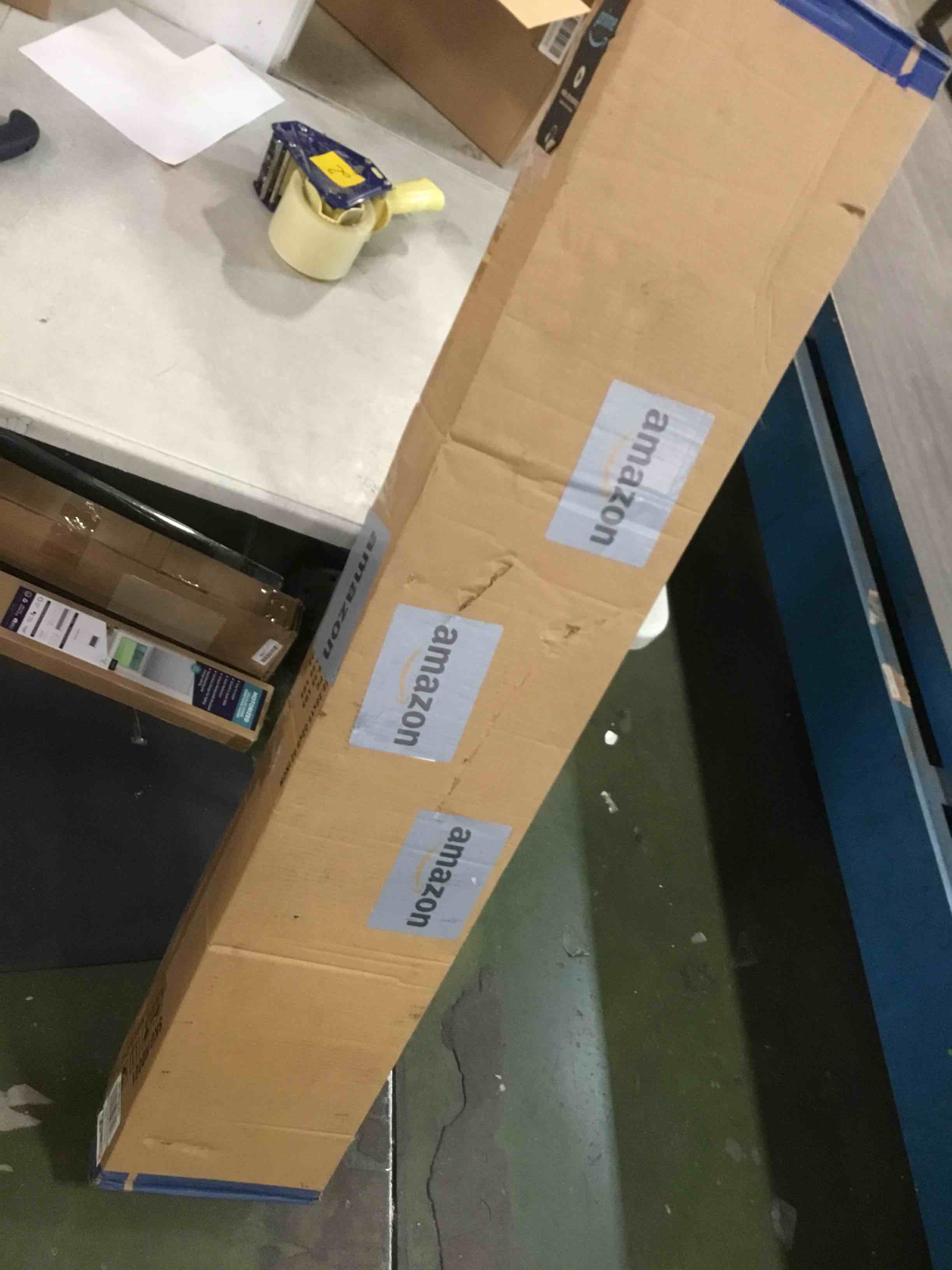 https://s3.amazonaws.com/lotting-images-prod/bidfta/GRA0165033_1730553700340.jpeg