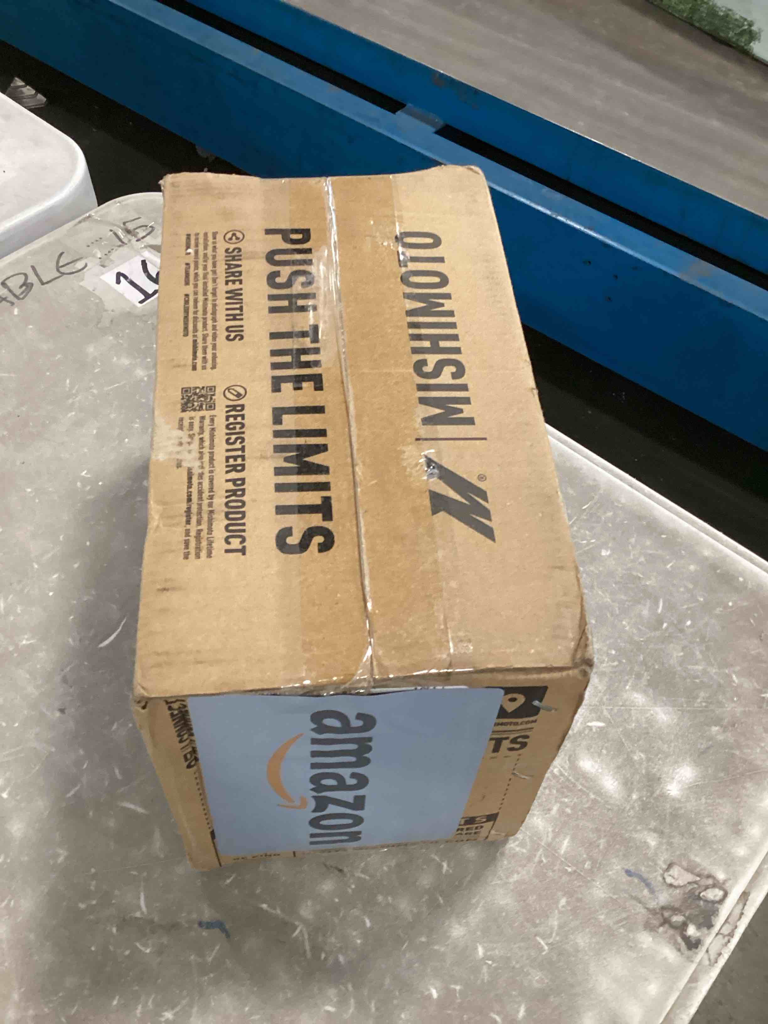 https://s3.amazonaws.com/lotting-images-prod/bidfta/GRA0165934_1730293674218.jpeg