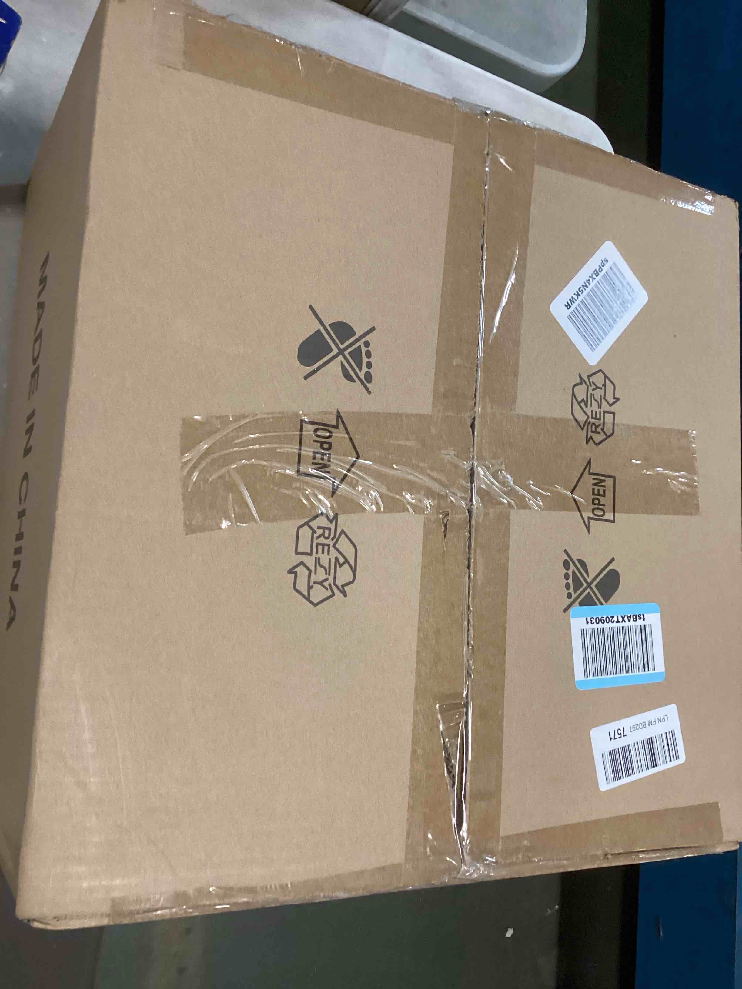 https://s3.amazonaws.com/lotting-images-prod/bidfta/GRA0166050_1729032620833.jpeg
