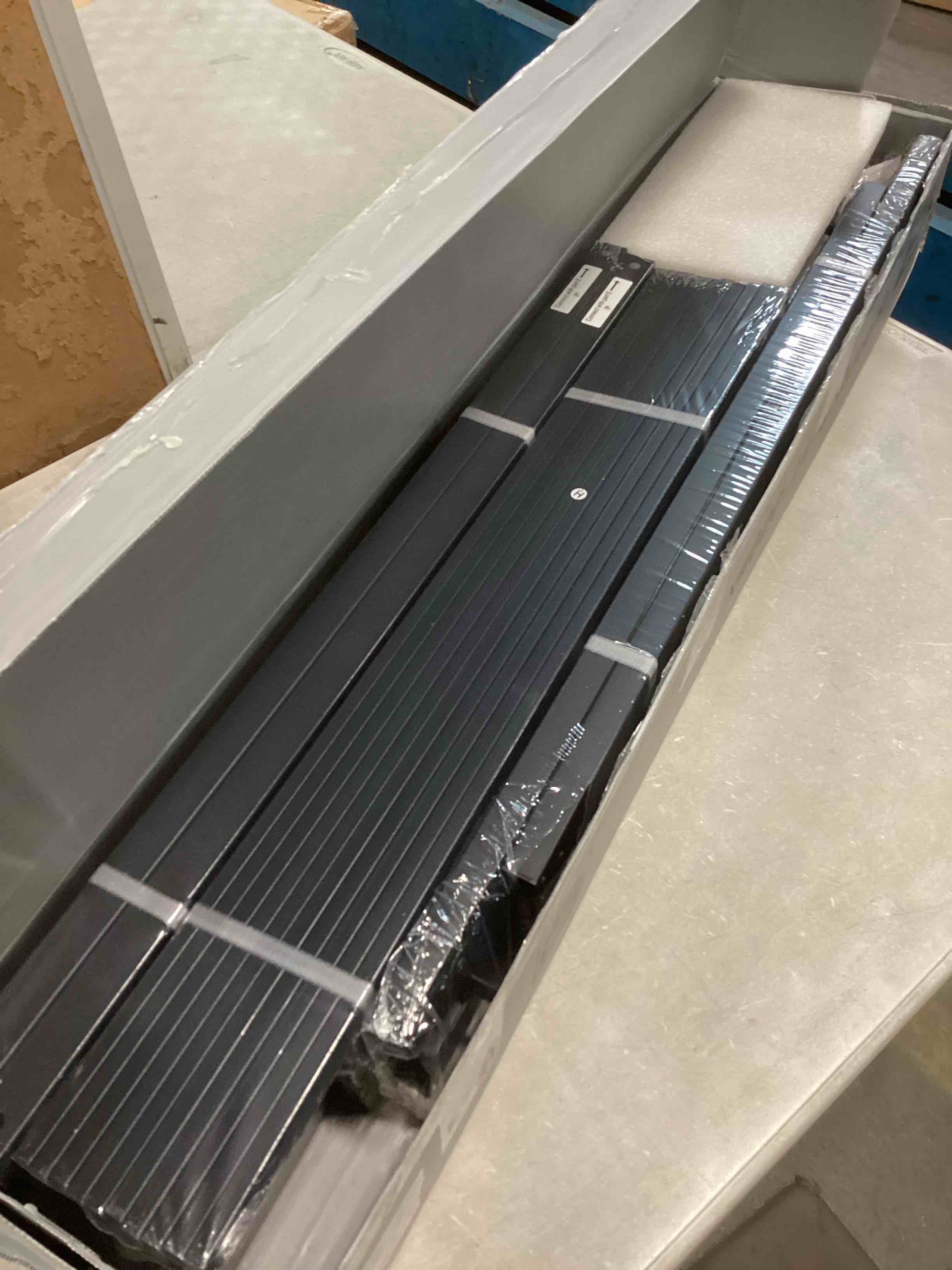 Zinus Elias 14 Inch Metal Platform Bed Frame, Steel Support, No Box