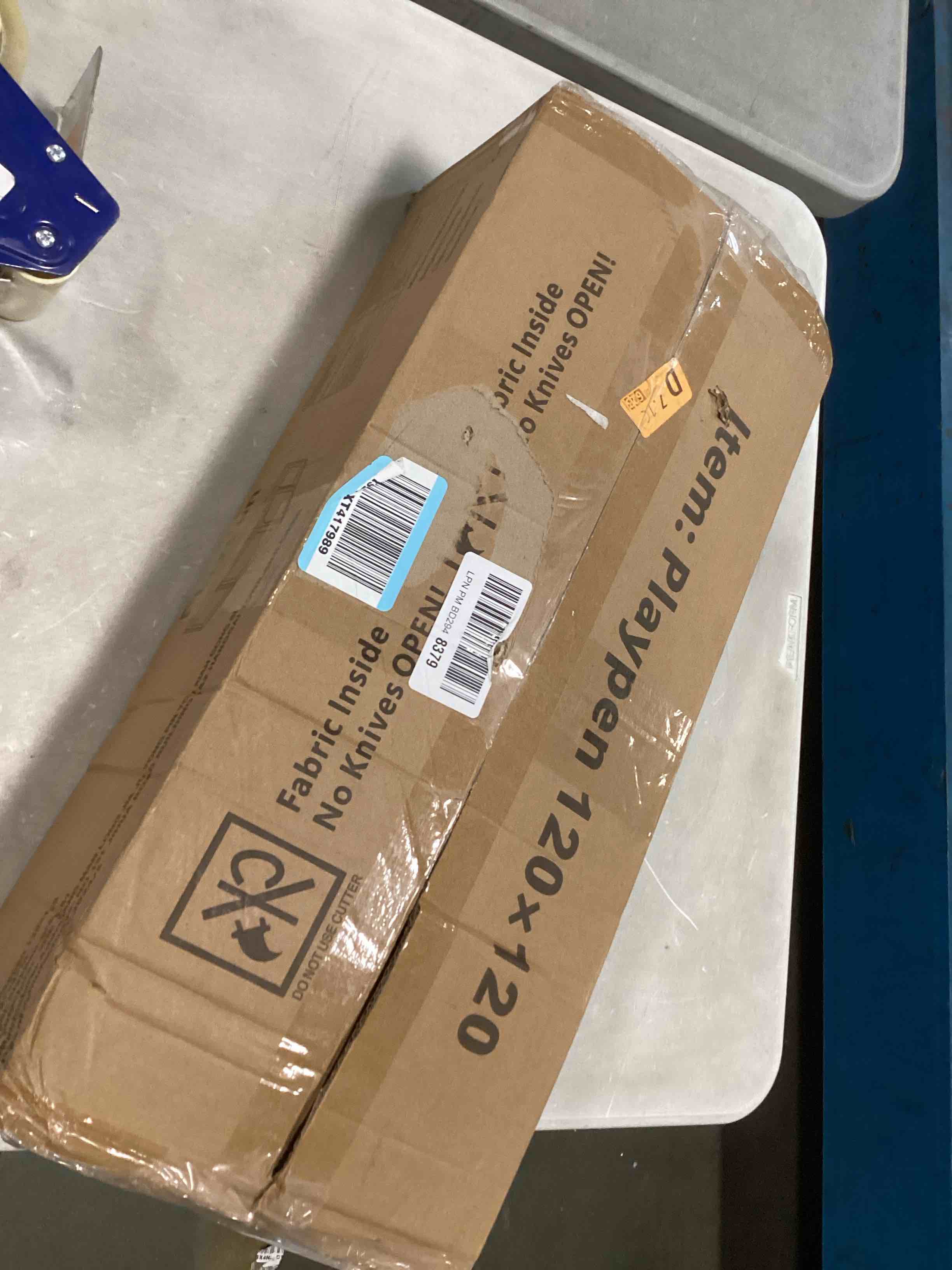 https://s3.amazonaws.com/lotting-images-prod/bidfta/GRA0166559_1728690324745.jpeg