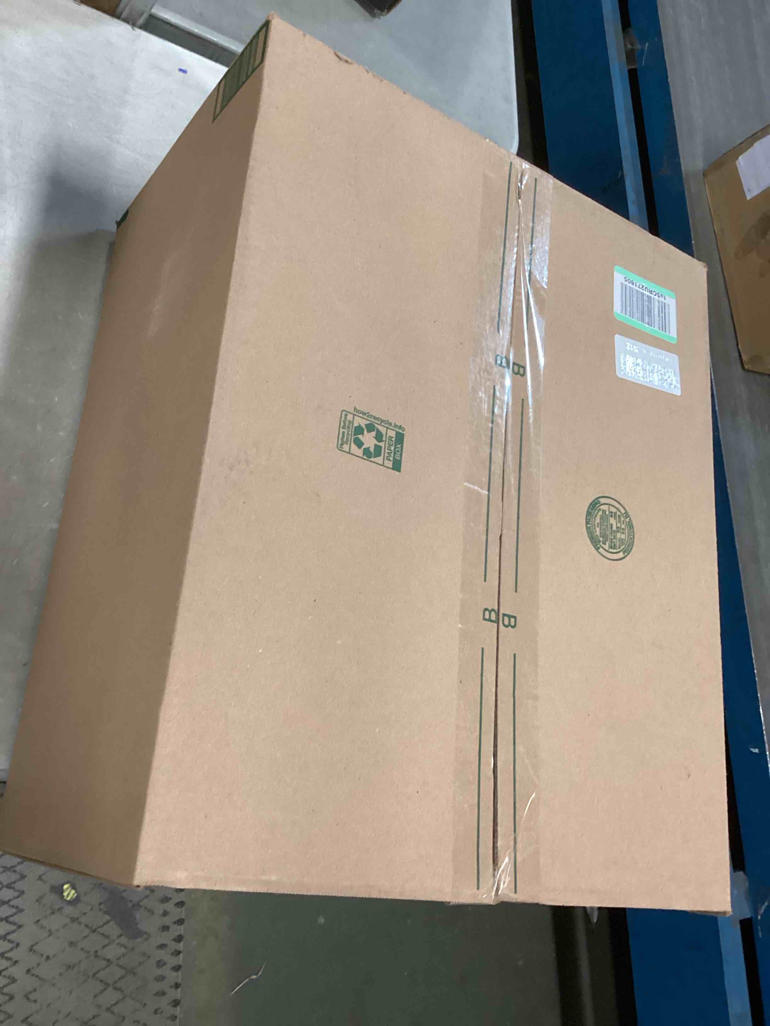 https://s3.amazonaws.com/lotting-images-prod/bidfta/GRA0167124_1728444774910.jpeg