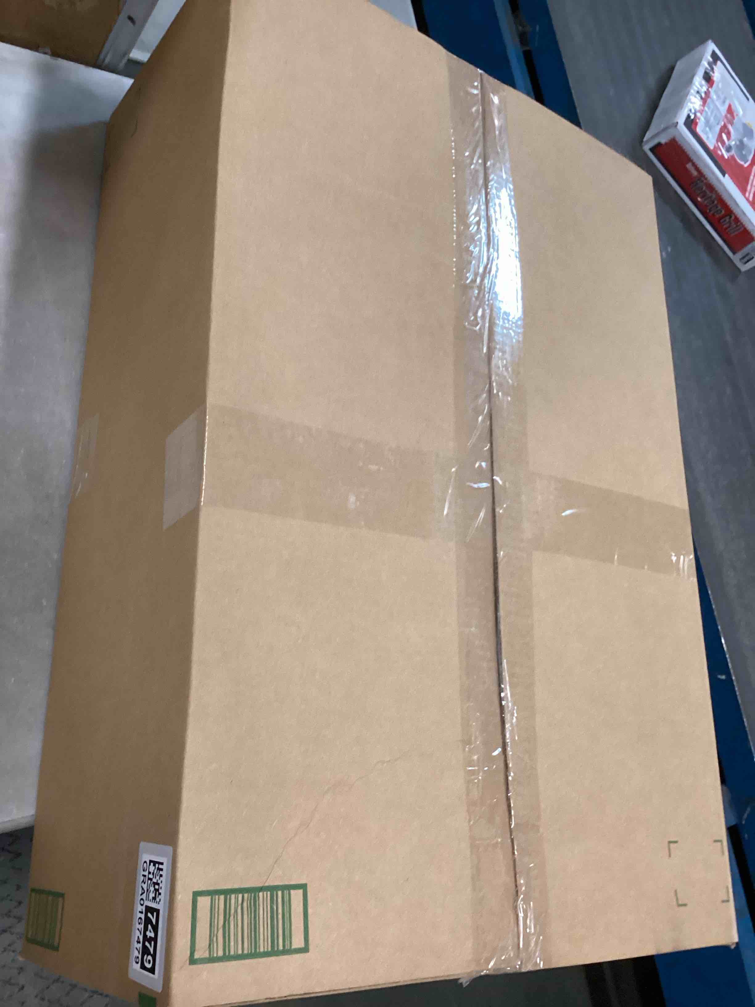 https://s3.amazonaws.com/lotting-images-prod/bidfta/GRA0167479_1728341873009.jpeg