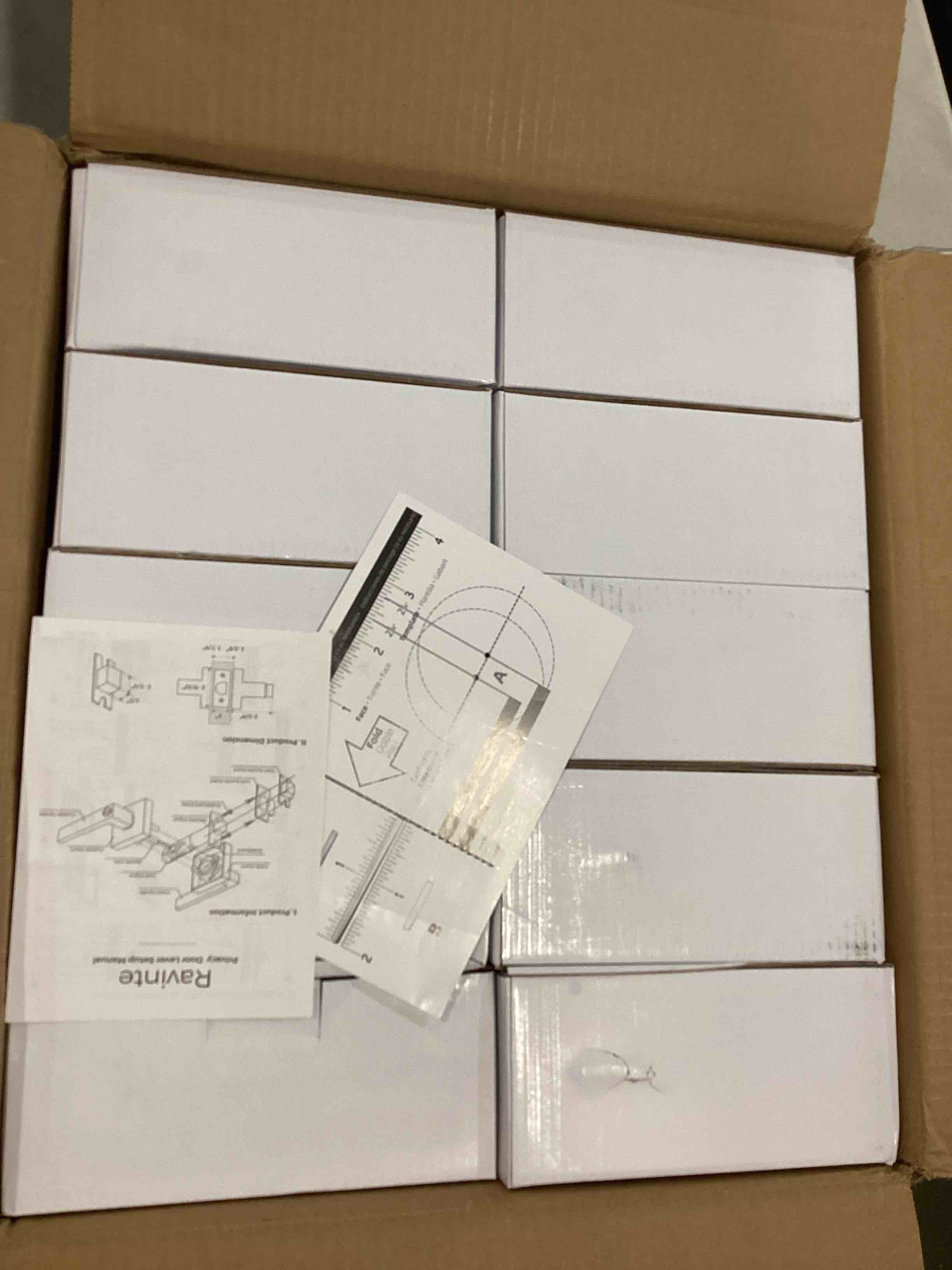https://s3.amazonaws.com/lotting-images-prod/bidfta/GRA0167627_1728096062237.jpeg