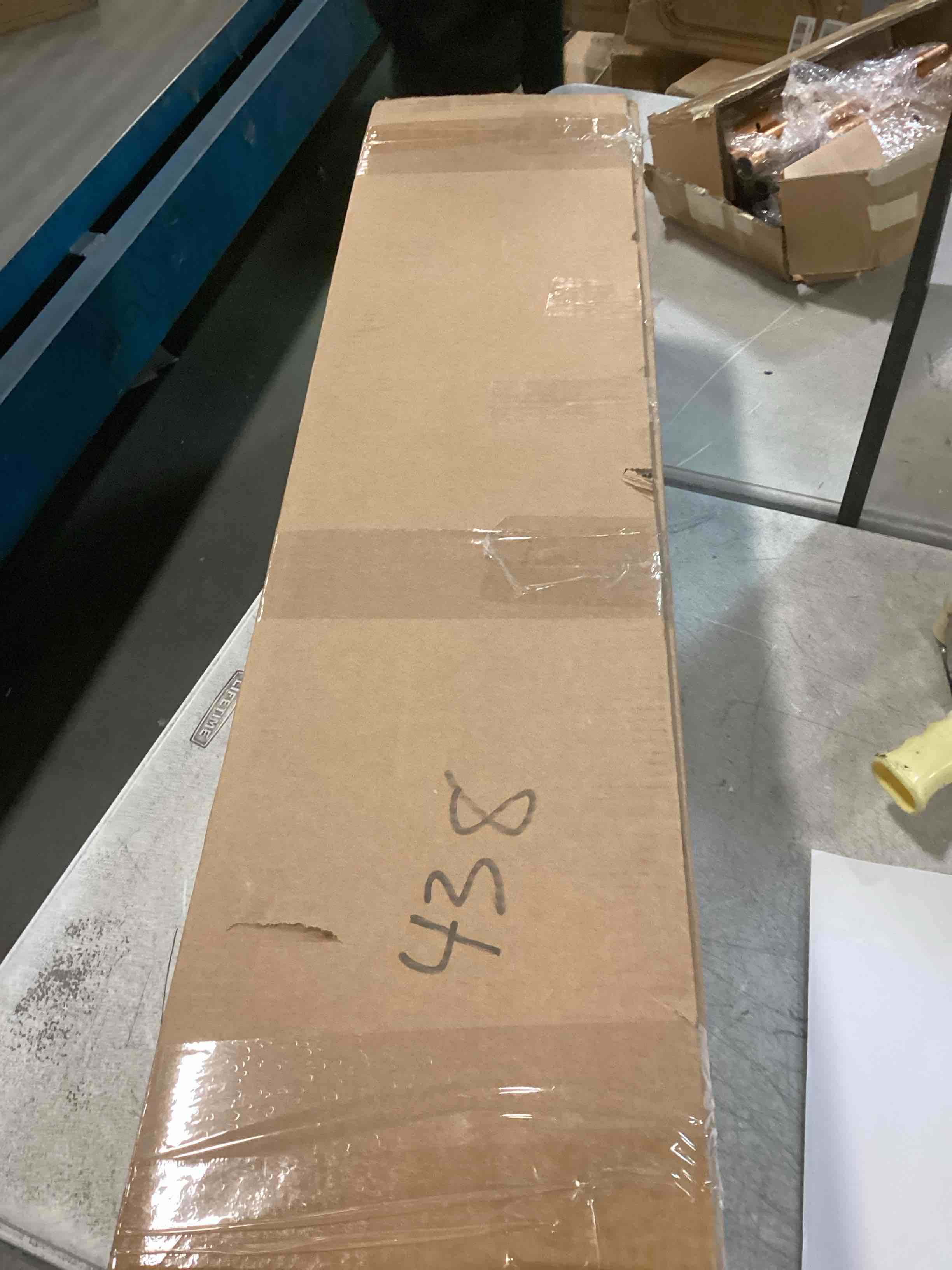 https://s3.amazonaws.com/lotting-images-prod/bidfta/GRA0168142_1732721359977.jpeg
