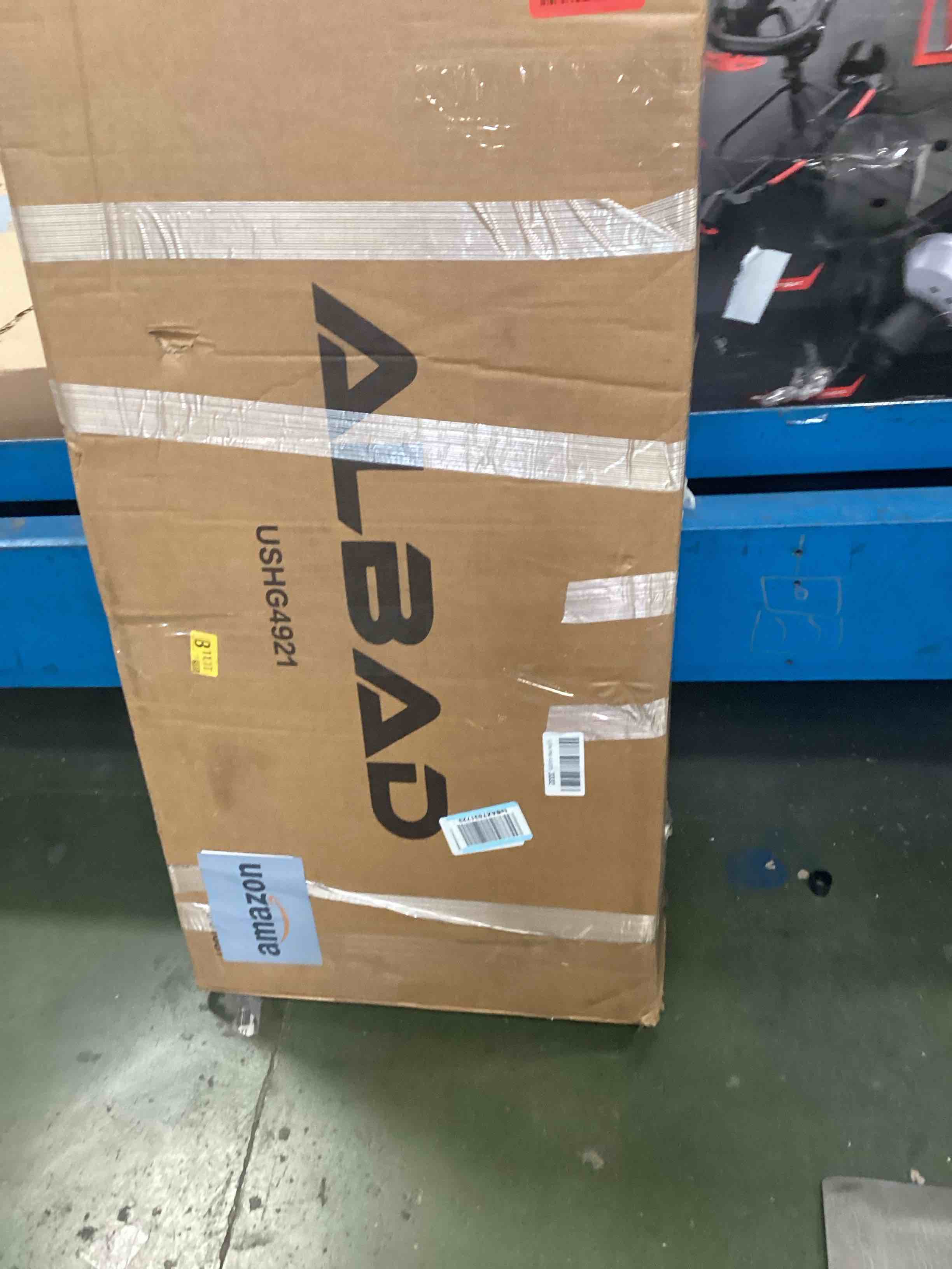 https://s3.amazonaws.com/lotting-images-prod/bidfta/GRA0168471_1732638593711.jpeg