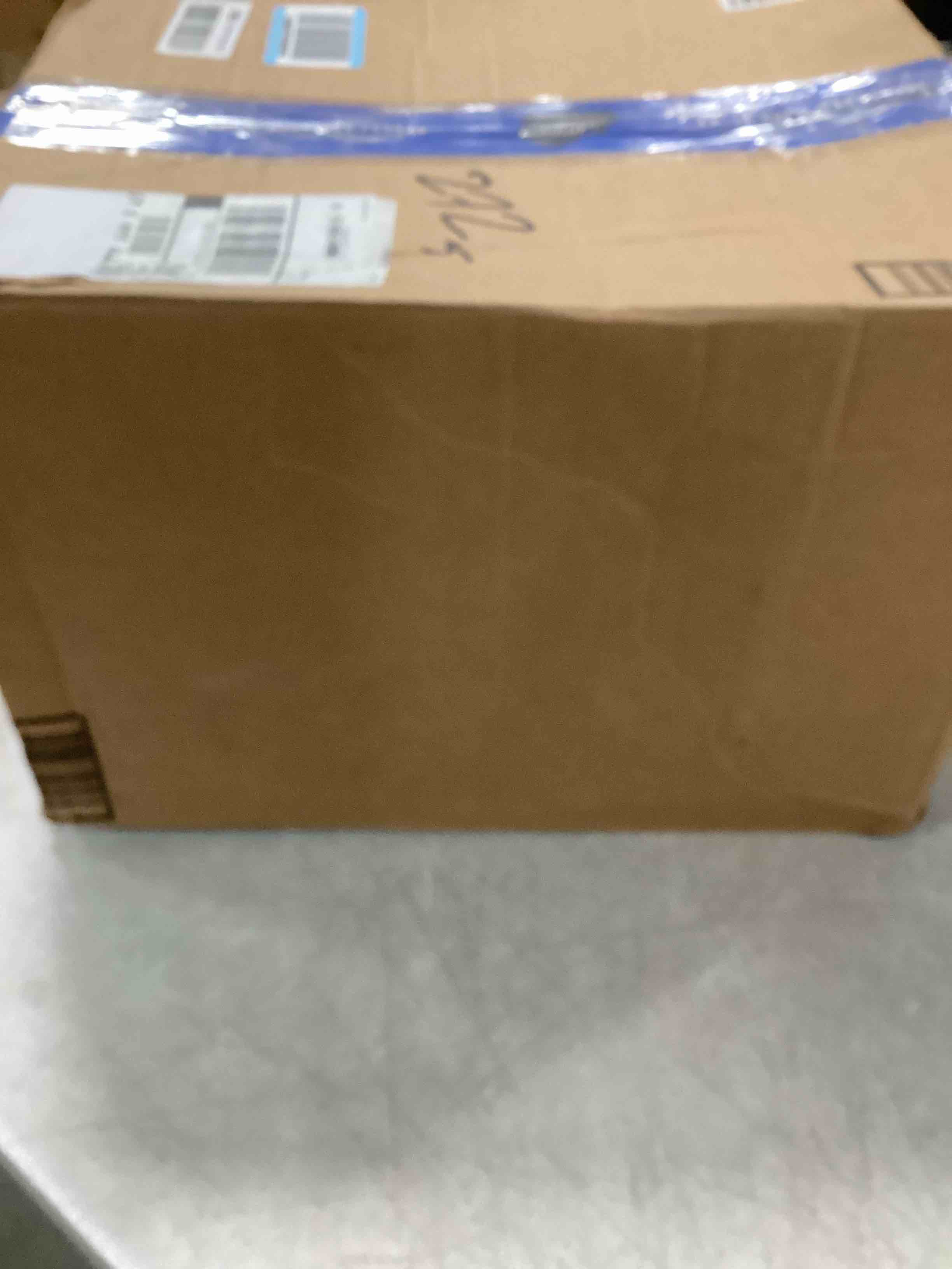 https://s3.amazonaws.com/lotting-images-prod/bidfta/GRA0168795_1732366464672.jpeg