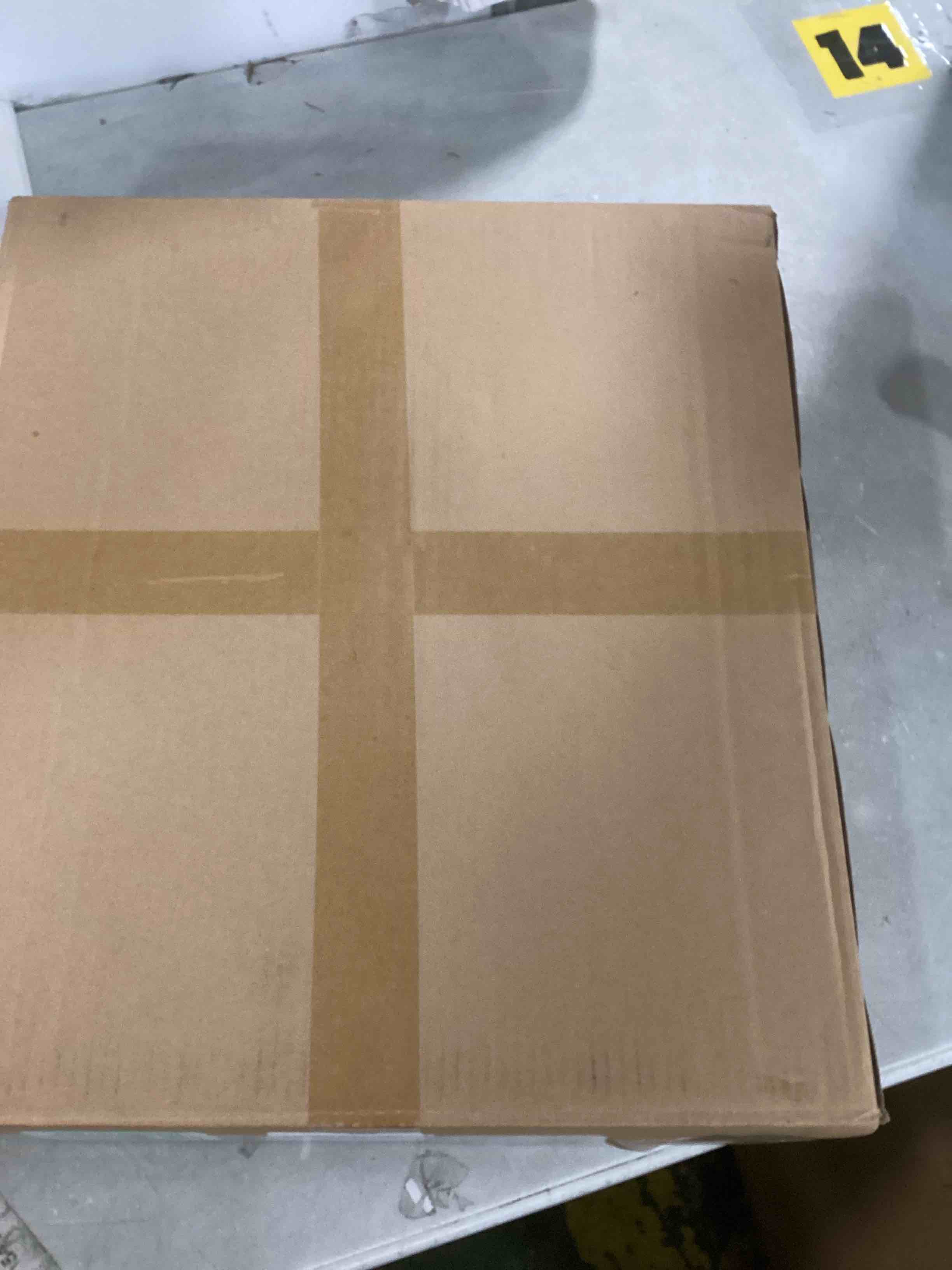 https://s3.amazonaws.com/lotting-images-prod/bidfta/GRA0169269_1732195943029.jpeg