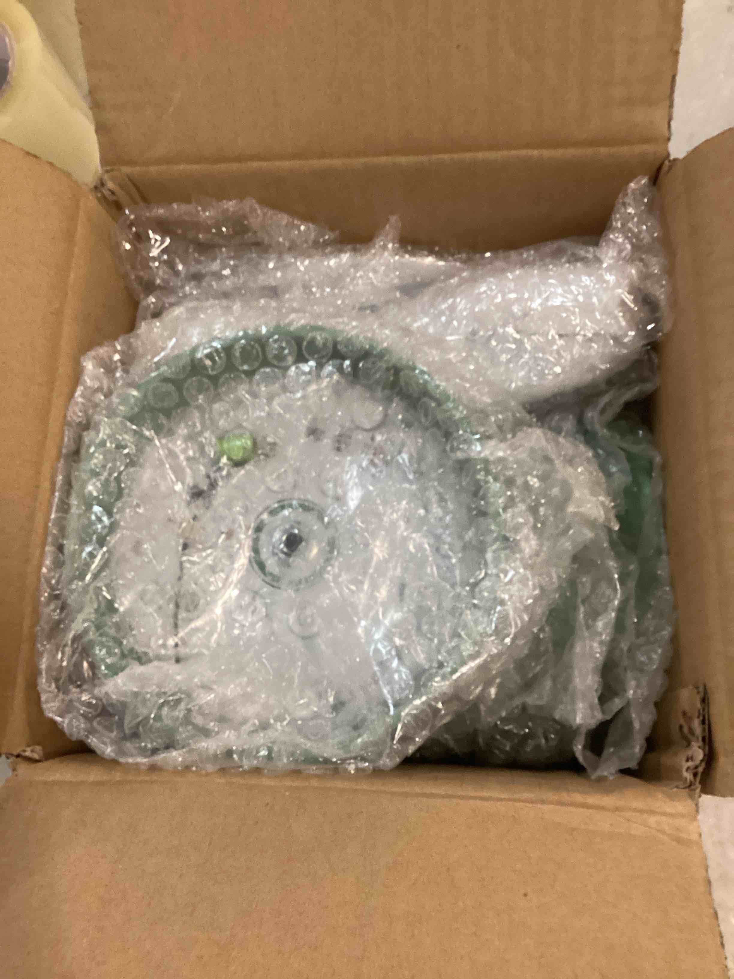 https://s3.amazonaws.com/lotting-images-prod/bidfta/GRA0169703_1732025509634.jpeg