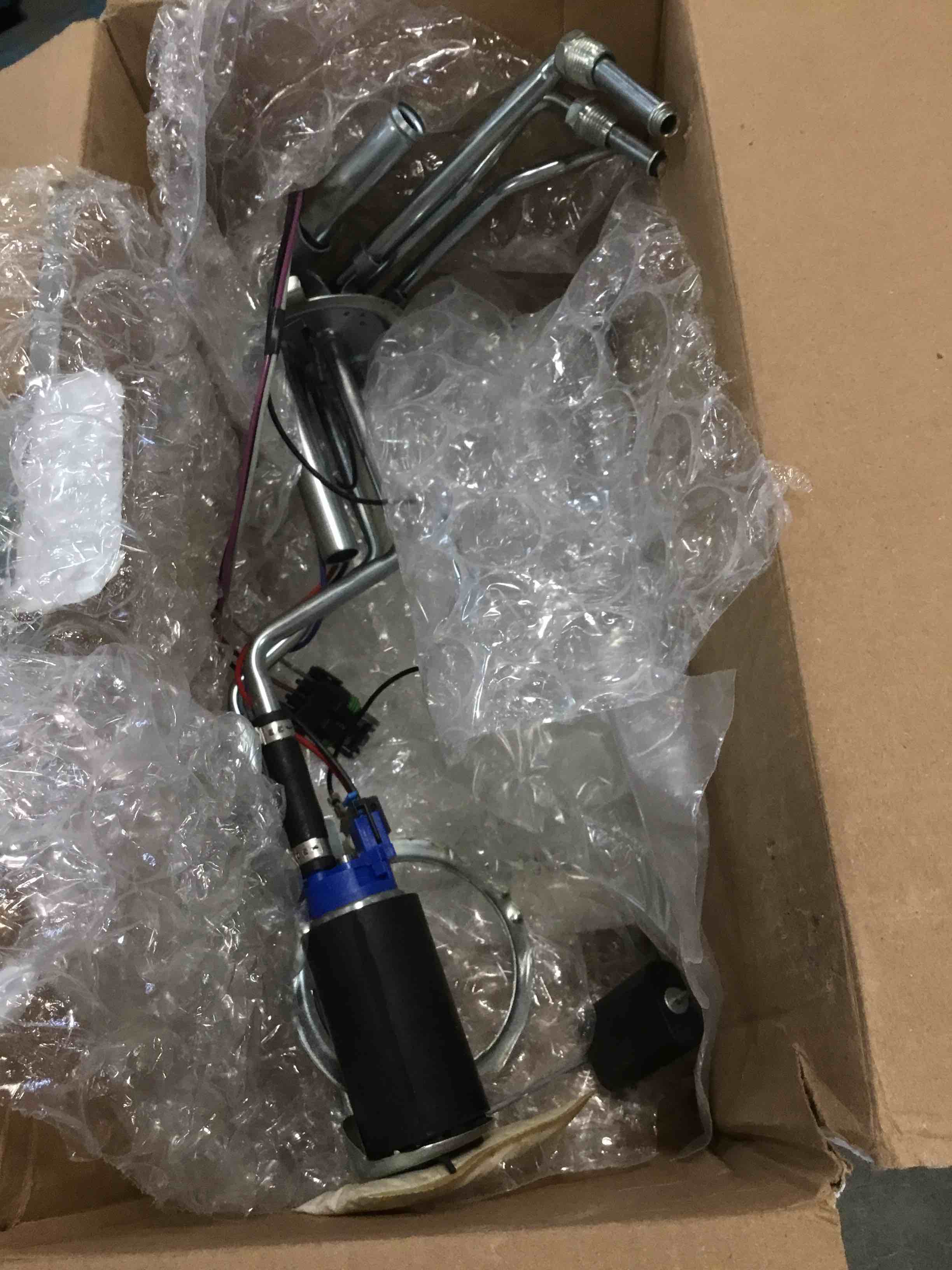 https://s3.amazonaws.com/lotting-images-prod/bidfta/GRA0170197_1731506475855.jpeg