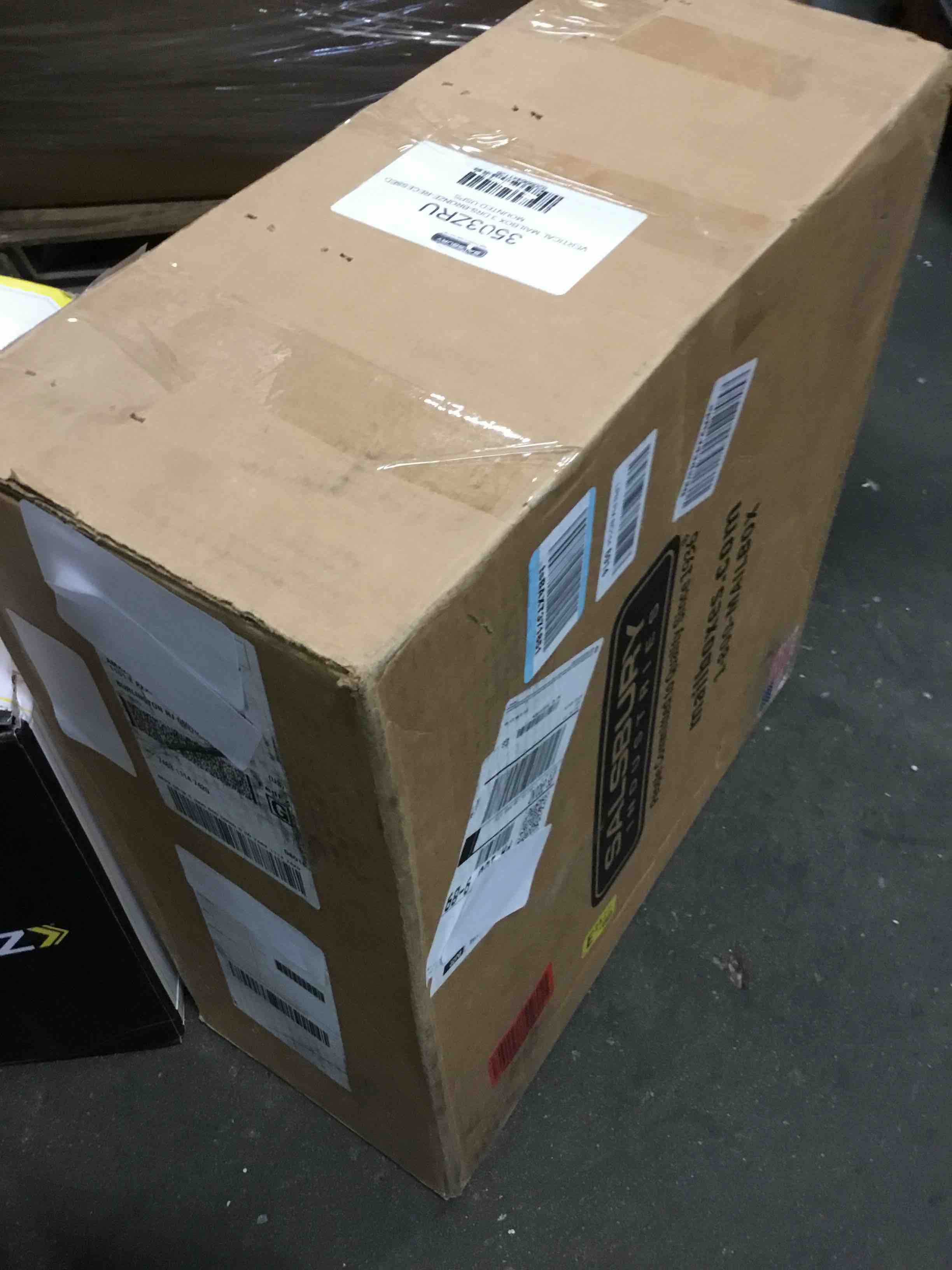 https://s3.amazonaws.com/lotting-images-prod/bidfta/GRA0170320_1731428972438.jpeg
