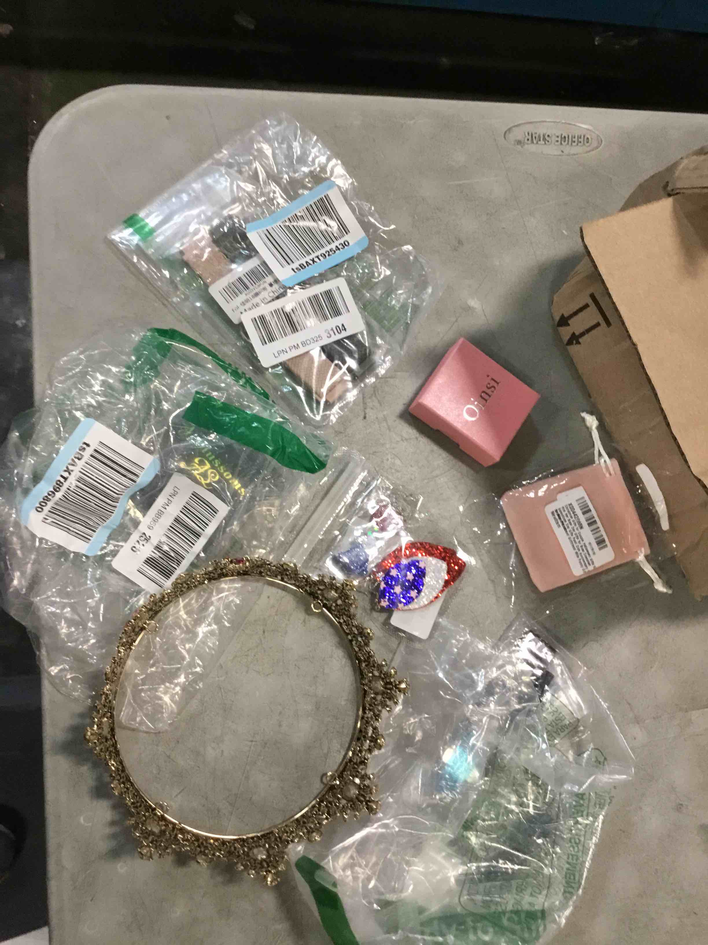 Assorted Men’s and Women’s Fashion Jewelry (Watches, Necklaces, Bracelets, Earrings, etc.)