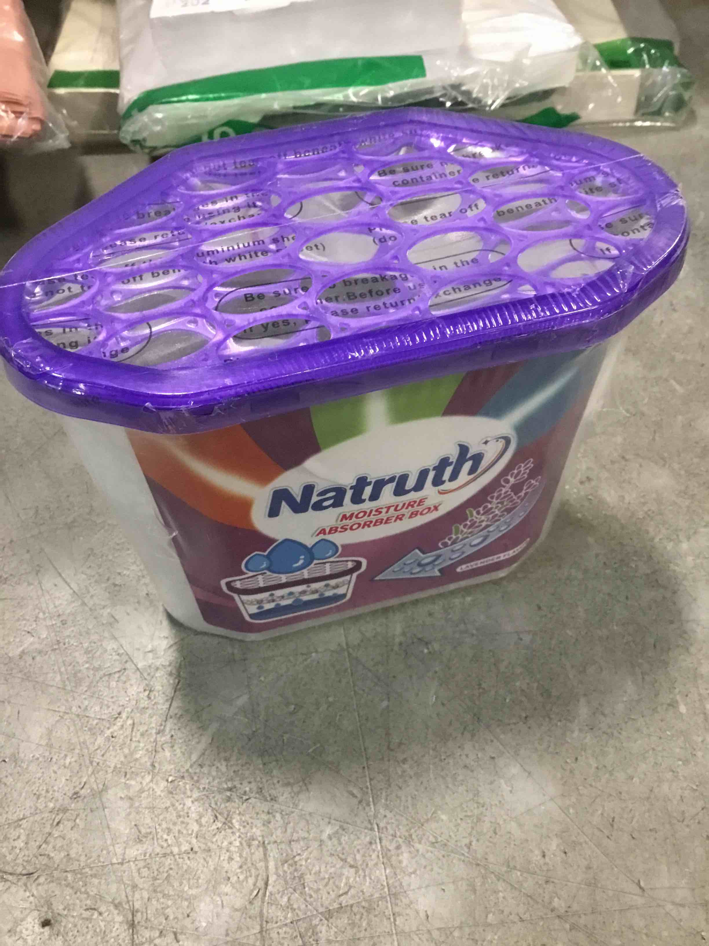 NATRUTH Moisture Absorbers with Lavender Scent,1-Pack Portable Closet Dehumidifier, Odor Eliminator Absorber Bucket, Unscented Humidity Absorber,Cleaner Air Dehumidifier for Closet,Bathrooms