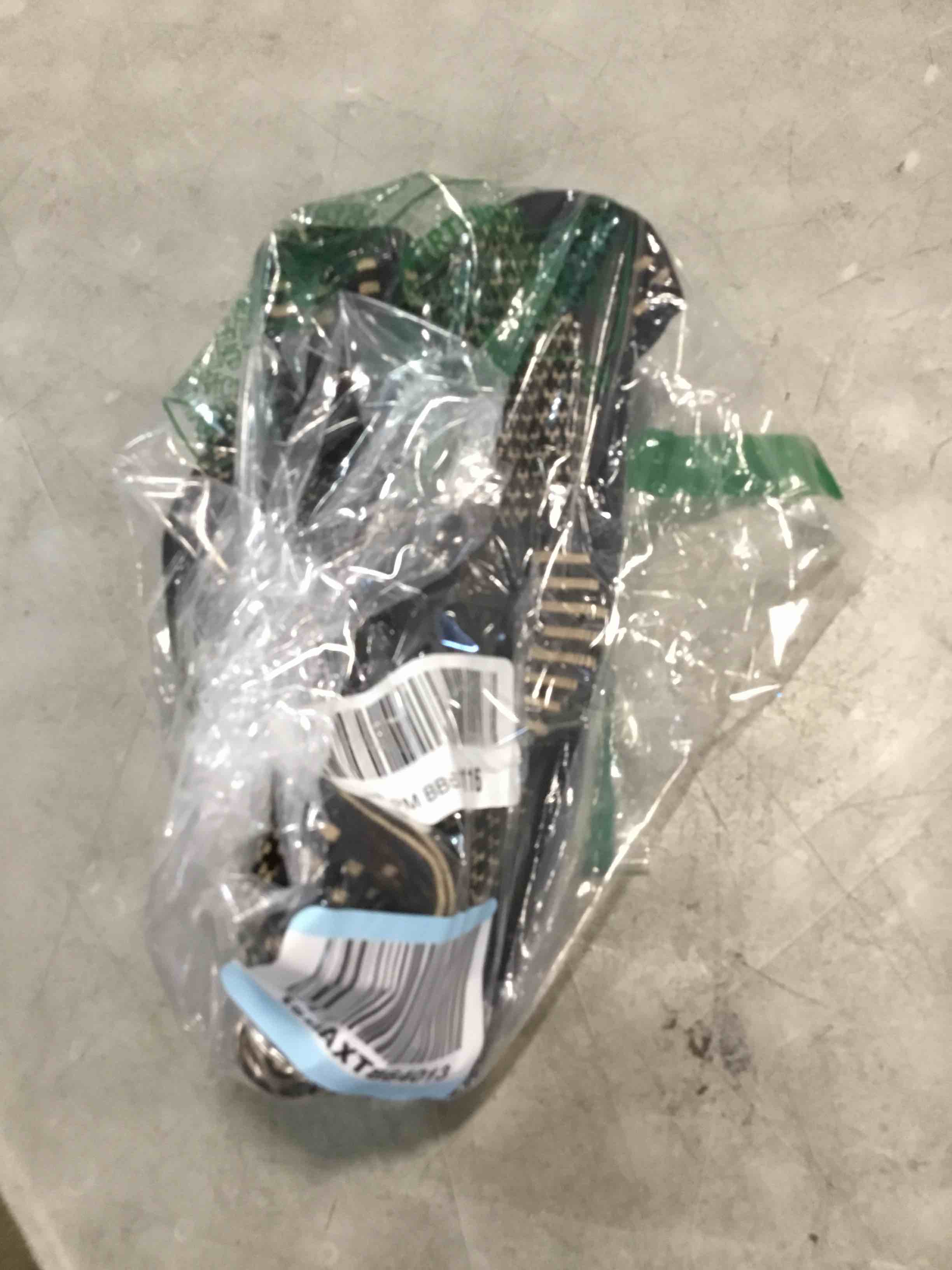 https://s3.amazonaws.com/lotting-images-prod/bidfta/GRA0170494_1731350803397.jpeg