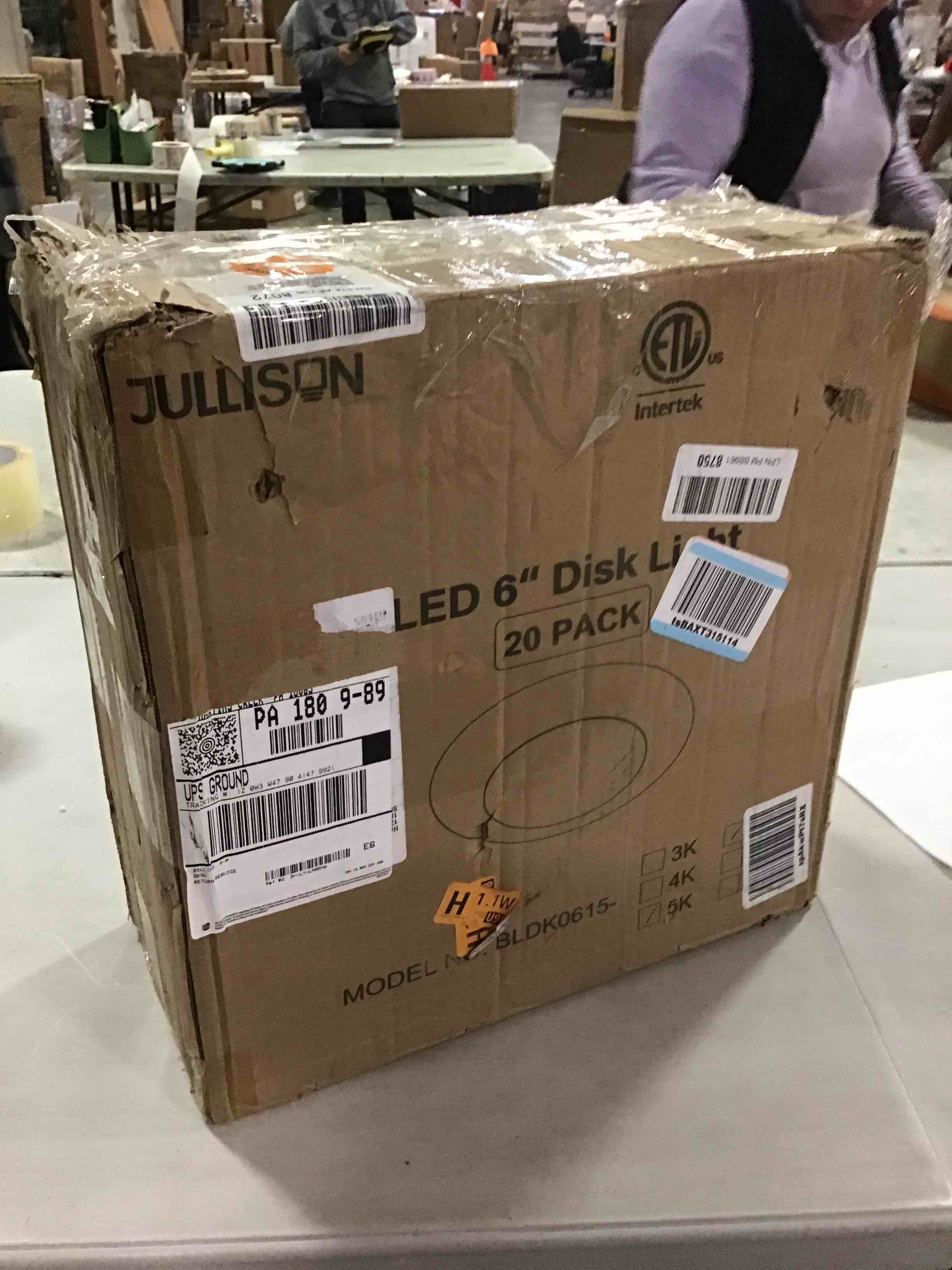 https://s3.amazonaws.com/lotting-images-prod/bidfta/GRA0172053_1732723863463.jpeg