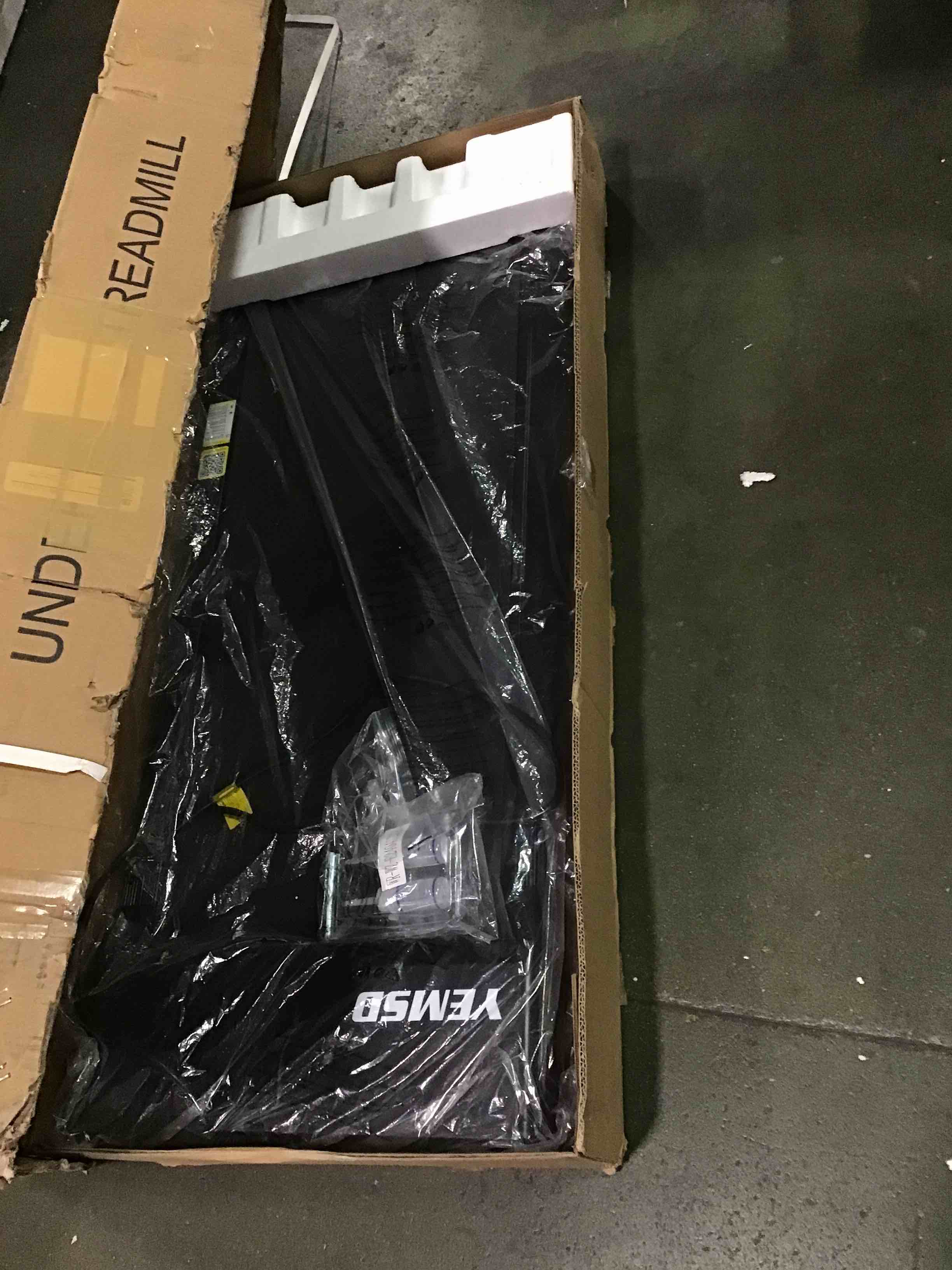 https://s3.amazonaws.com/lotting-images-prod/bidfta/GRA0173763_1729628213220.jpeg