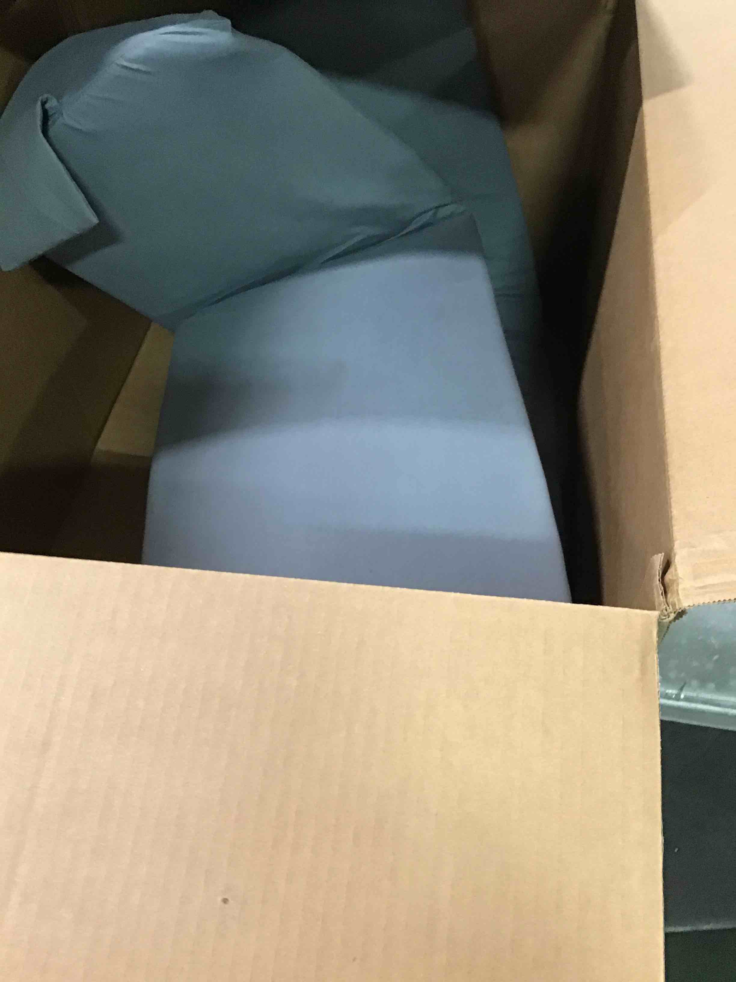https://s3.amazonaws.com/lotting-images-prod/bidfta/GRA0173816_1729622144482.jpeg