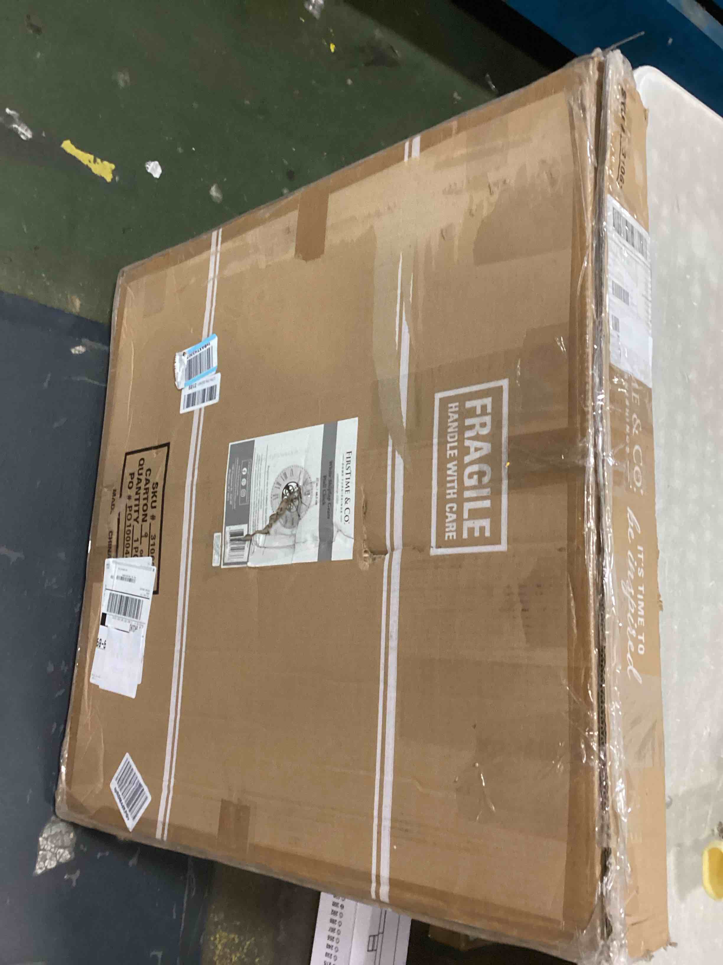 https://s3.amazonaws.com/lotting-images-prod/bidfta/GRA0174013_1733142971859.jpeg