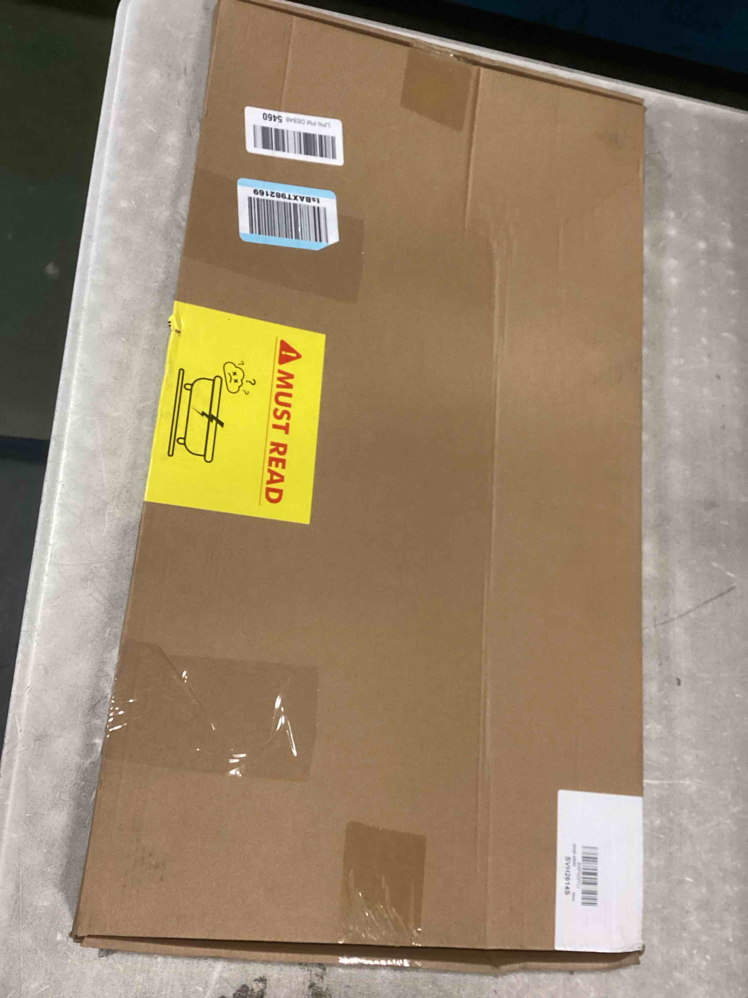 https://s3.amazonaws.com/lotting-images-prod/bidfta/GRA0174027_1733141208520.jpeg