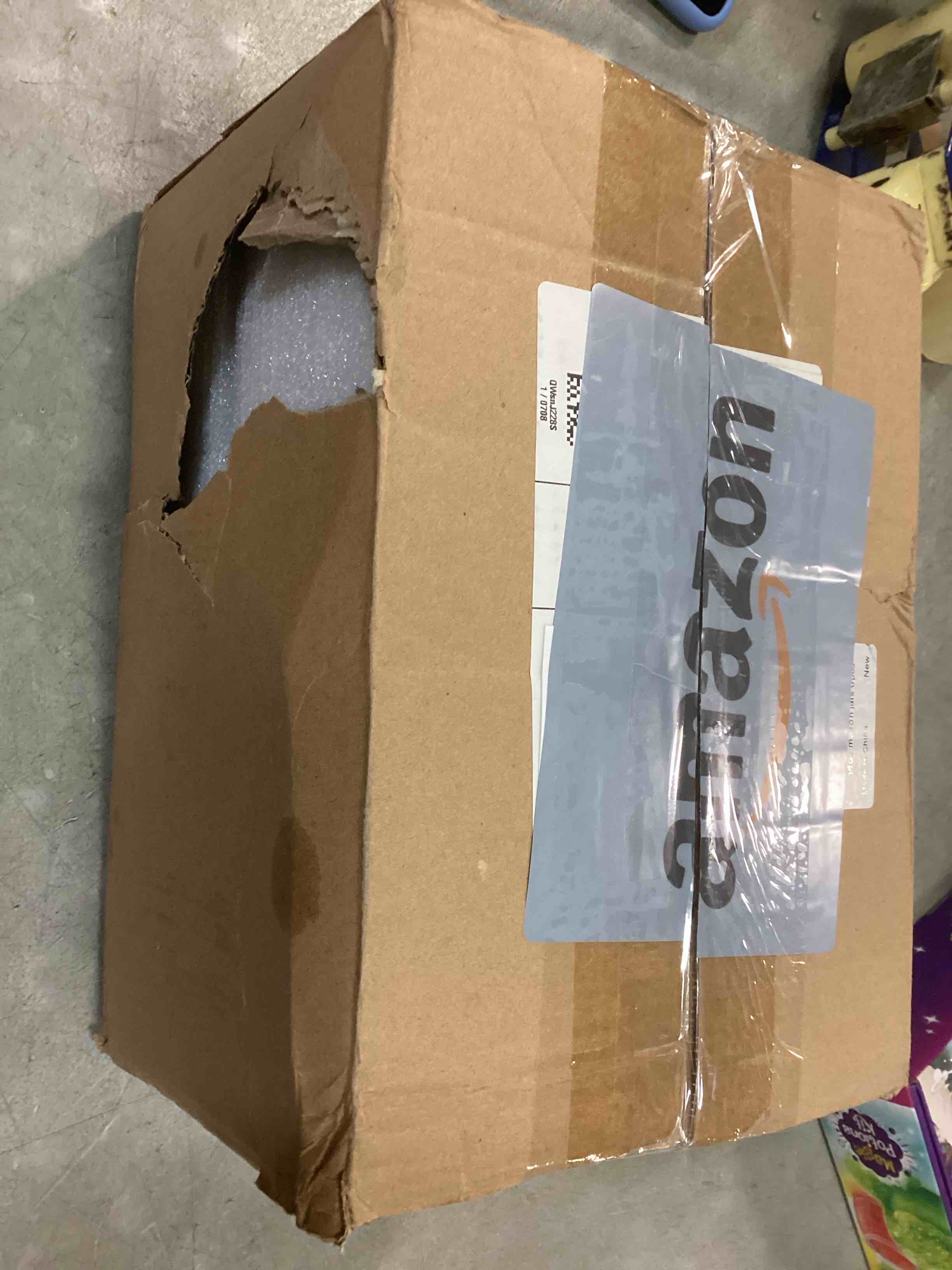 https://s3.amazonaws.com/lotting-images-prod/bidfta/GRA0174294_1732739733986.jpeg