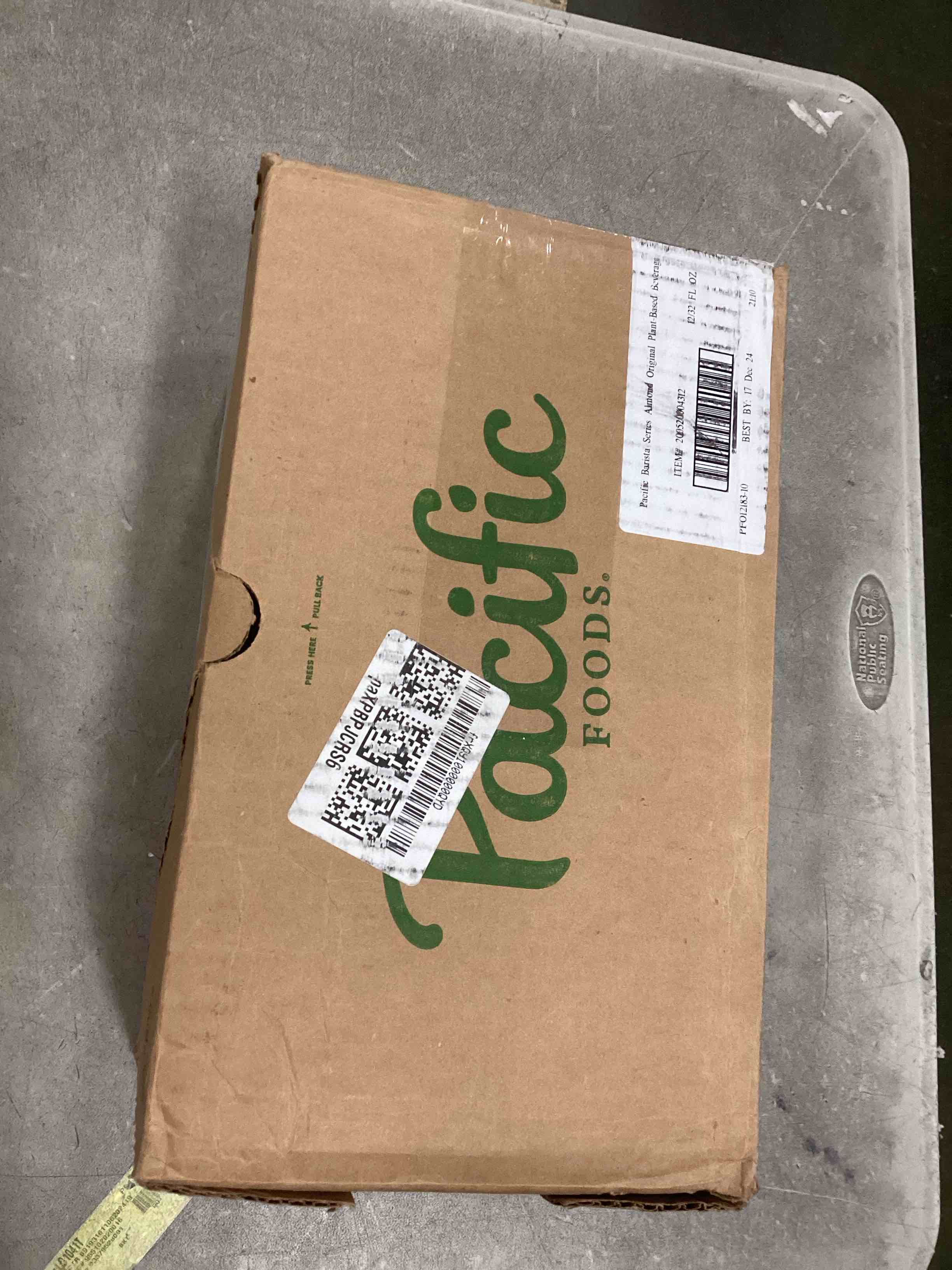 https://s3.amazonaws.com/lotting-images-prod/bidfta/GRA0175364_1732221819382.jpeg