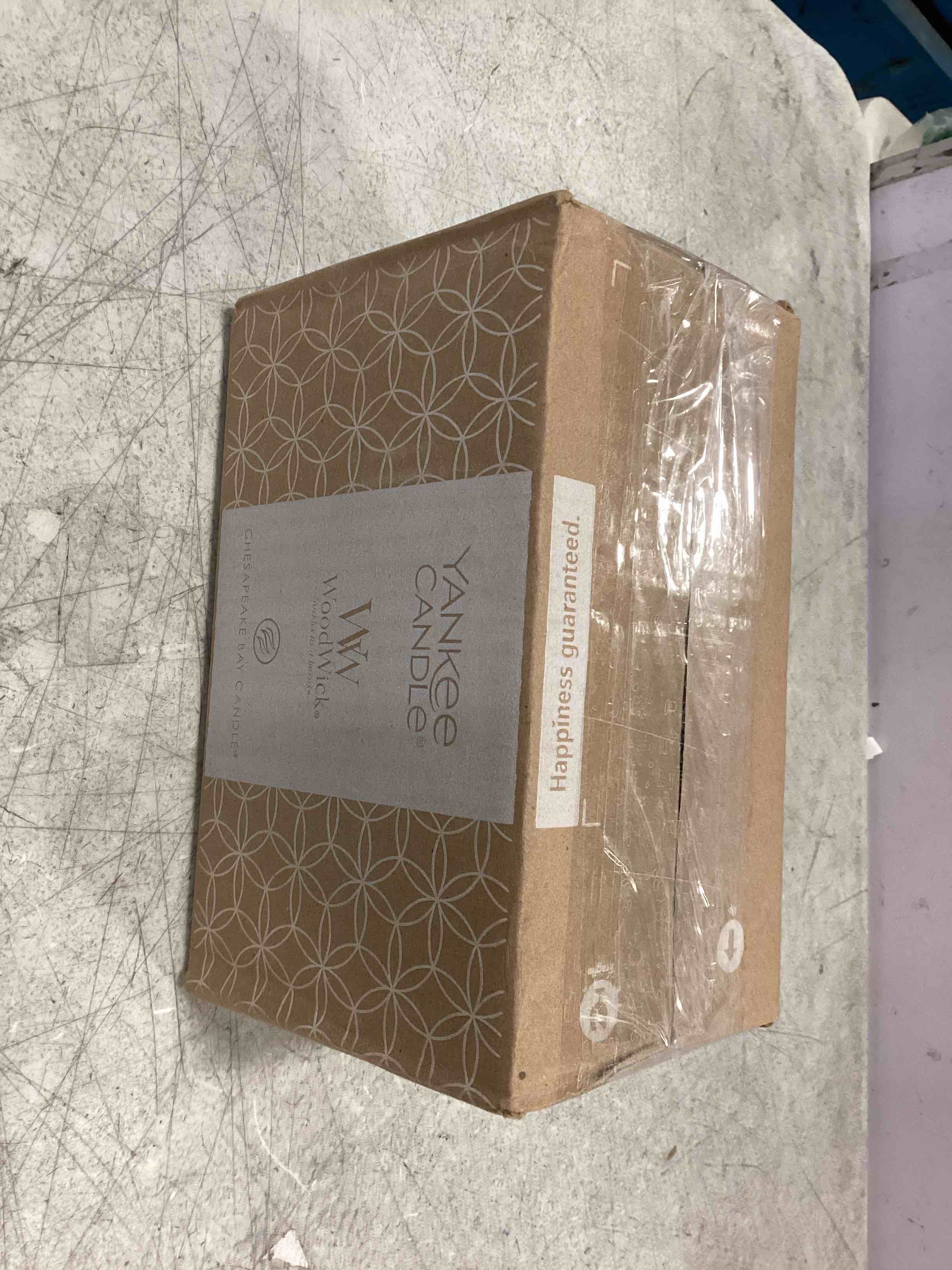 https://s3.amazonaws.com/lotting-images-prod/bidfta/GRA0175744_1732134221248.jpeg