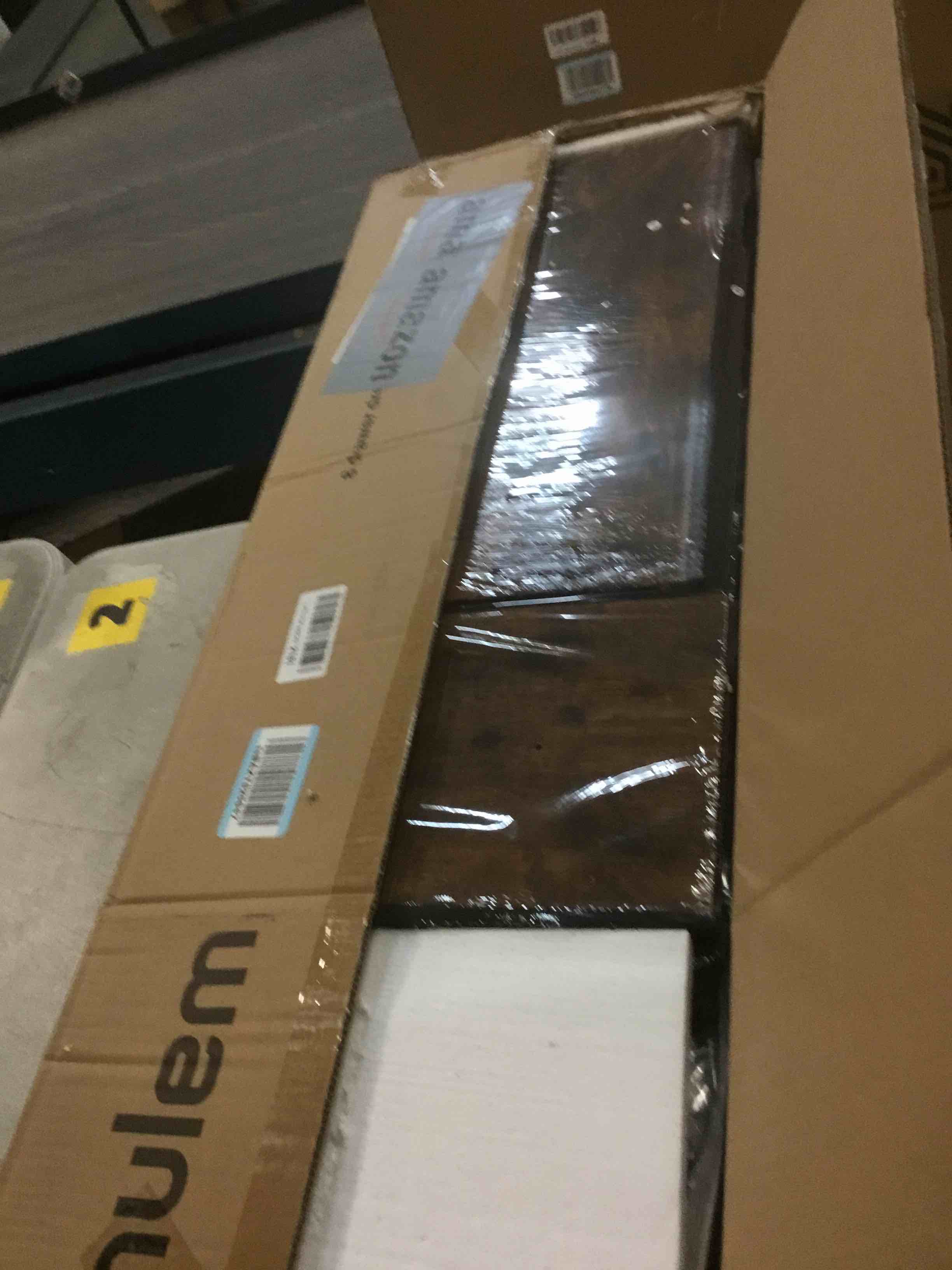https://s3.amazonaws.com/lotting-images-prod/bidfta/GRA0176417_1733977594807.jpeg