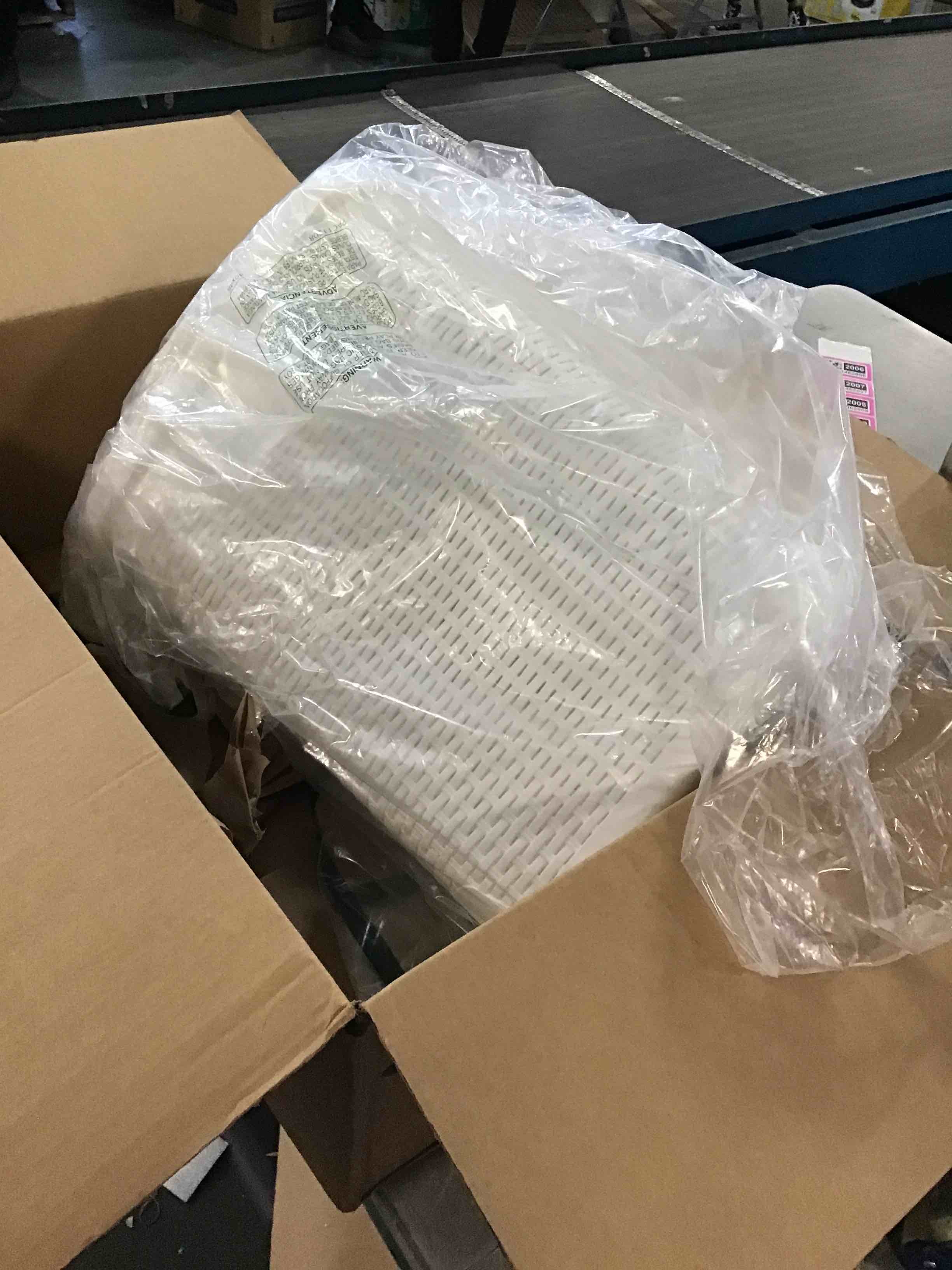 https://s3.amazonaws.com/lotting-images-prod/bidfta/GRA0177102_1732649830084.jpeg