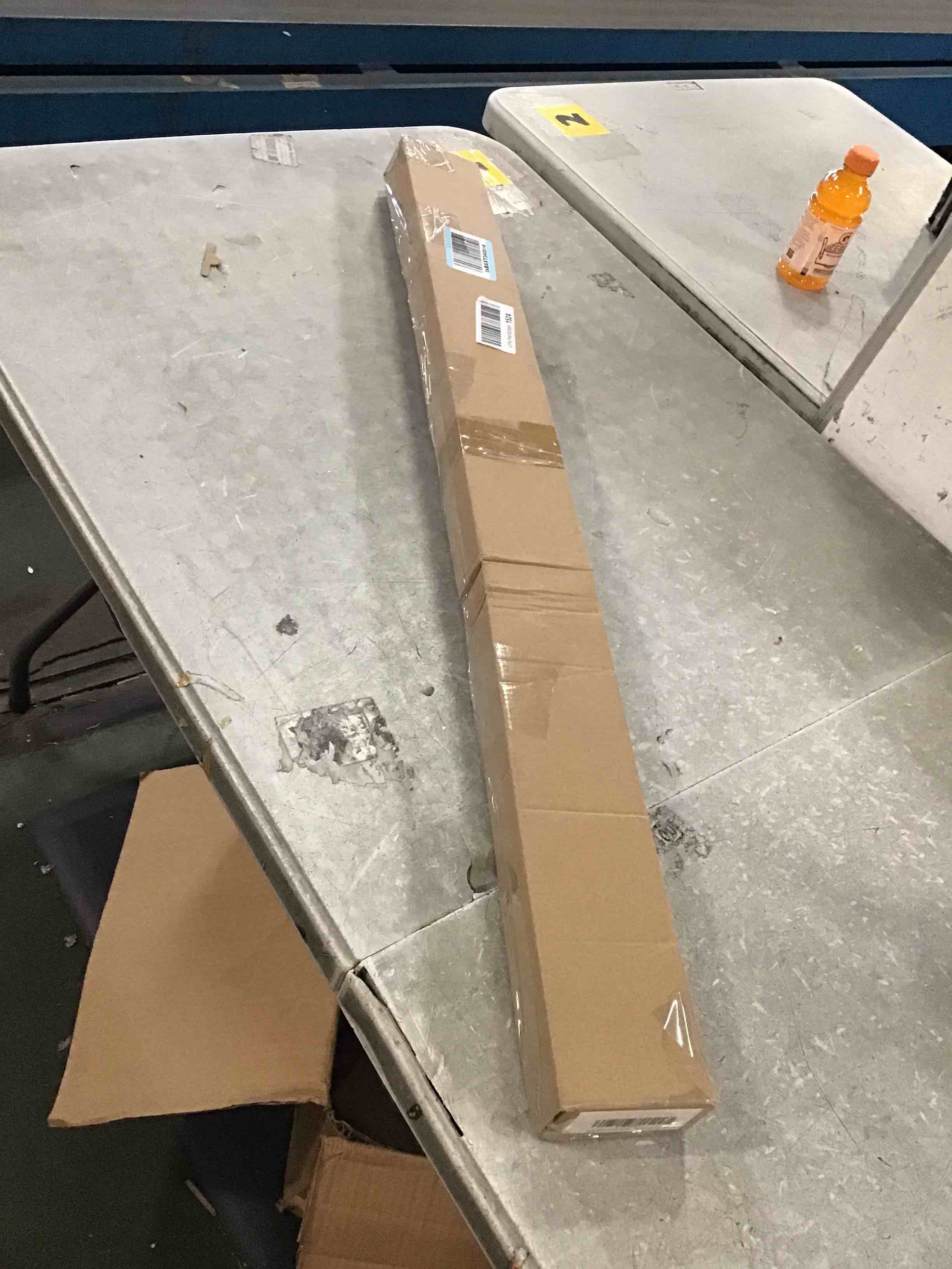 https://s3.amazonaws.com/lotting-images-prod/bidfta/GRA0177161_1732638414886.jpeg