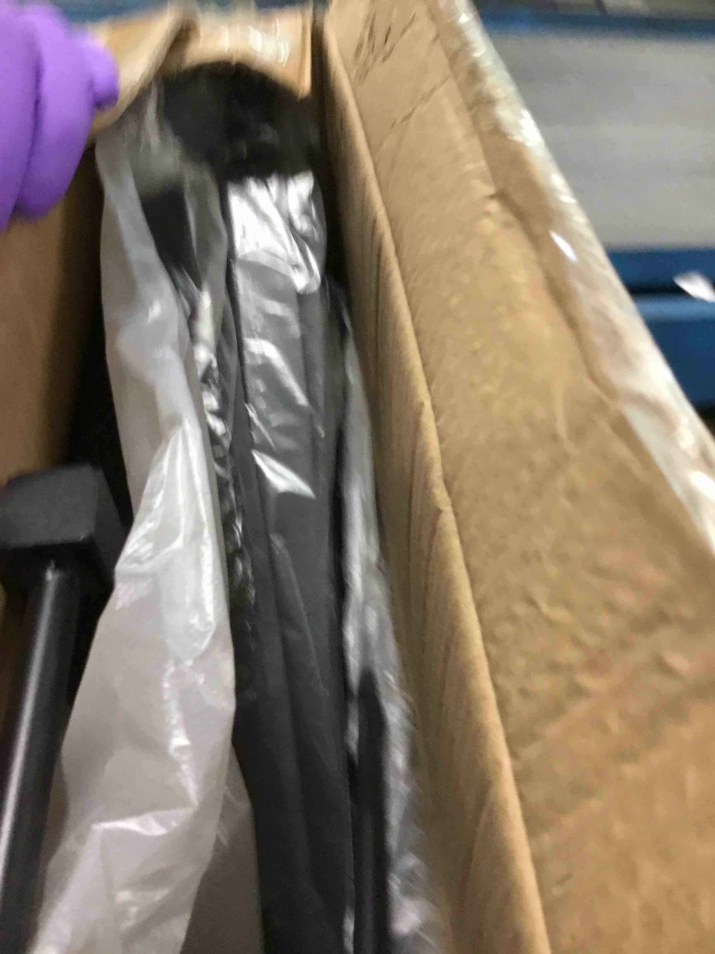 https://s3.amazonaws.com/lotting-images-prod/bidfta/GRA0177719_1732076483200.jpeg