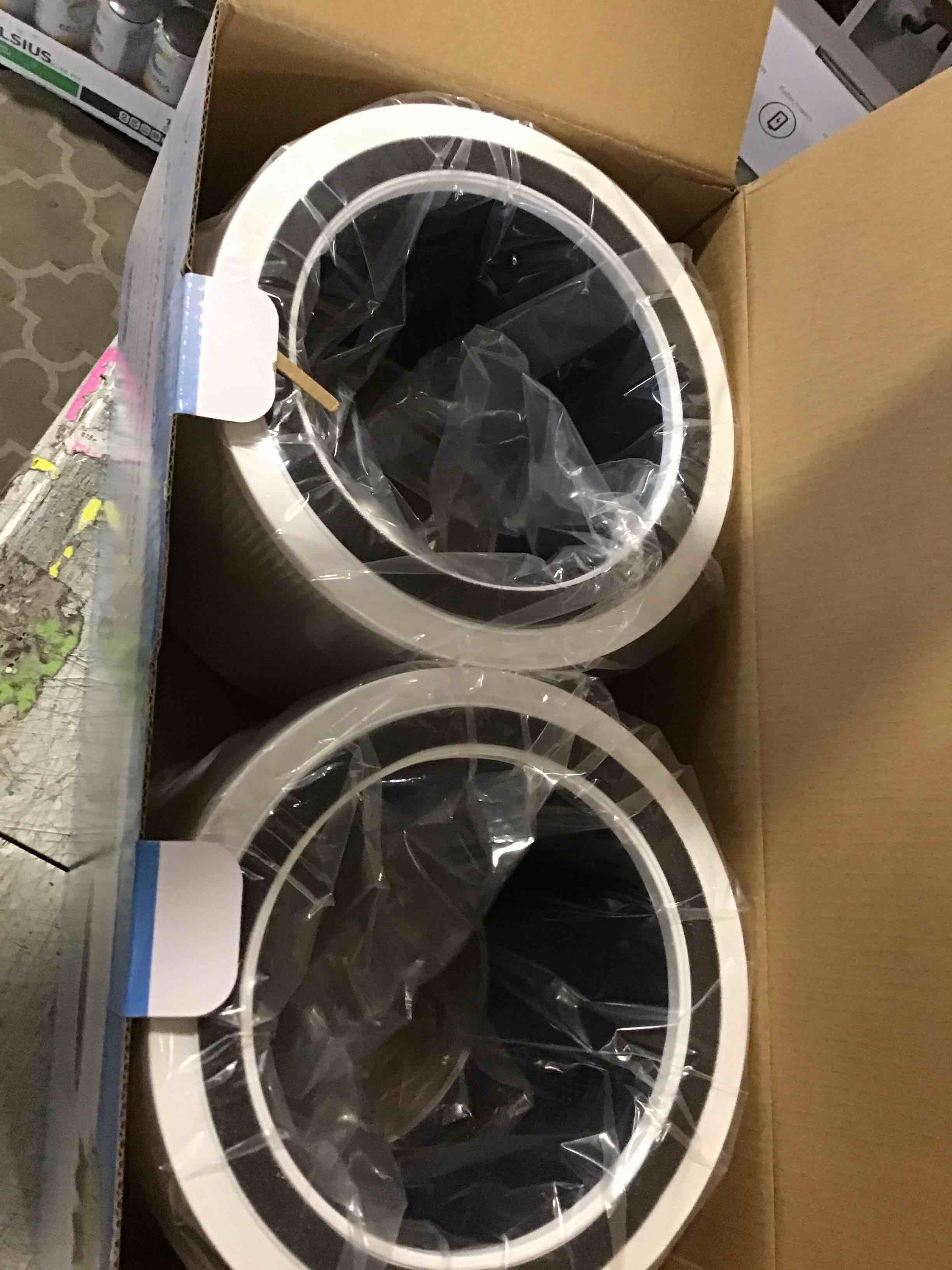https://s3.amazonaws.com/lotting-images-prod/bidfta/GRA0178298_1730813758525.jpeg