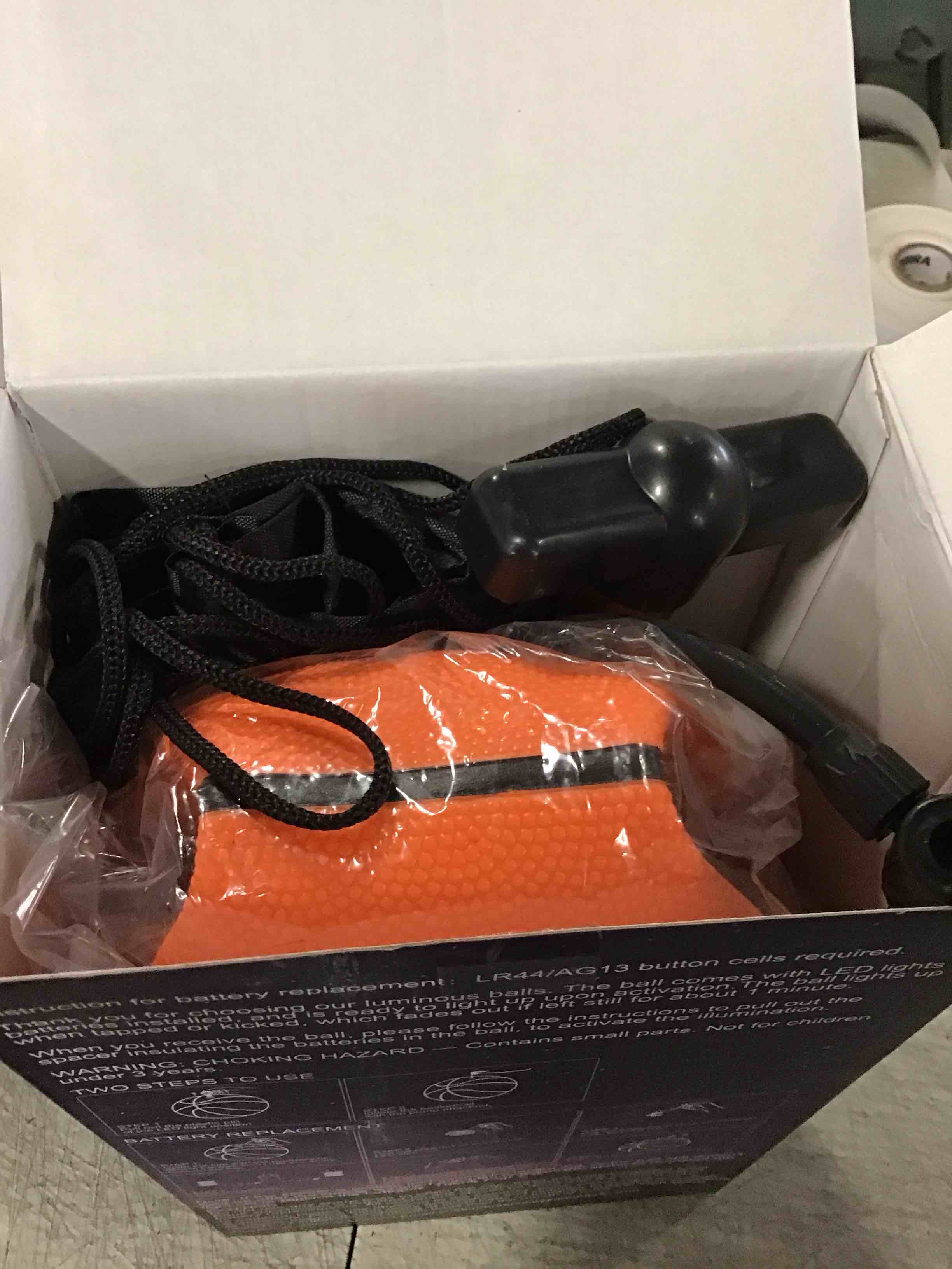https://s3.amazonaws.com/lotting-images-prod/bidfta/GRA0178304_1730813618172.jpeg