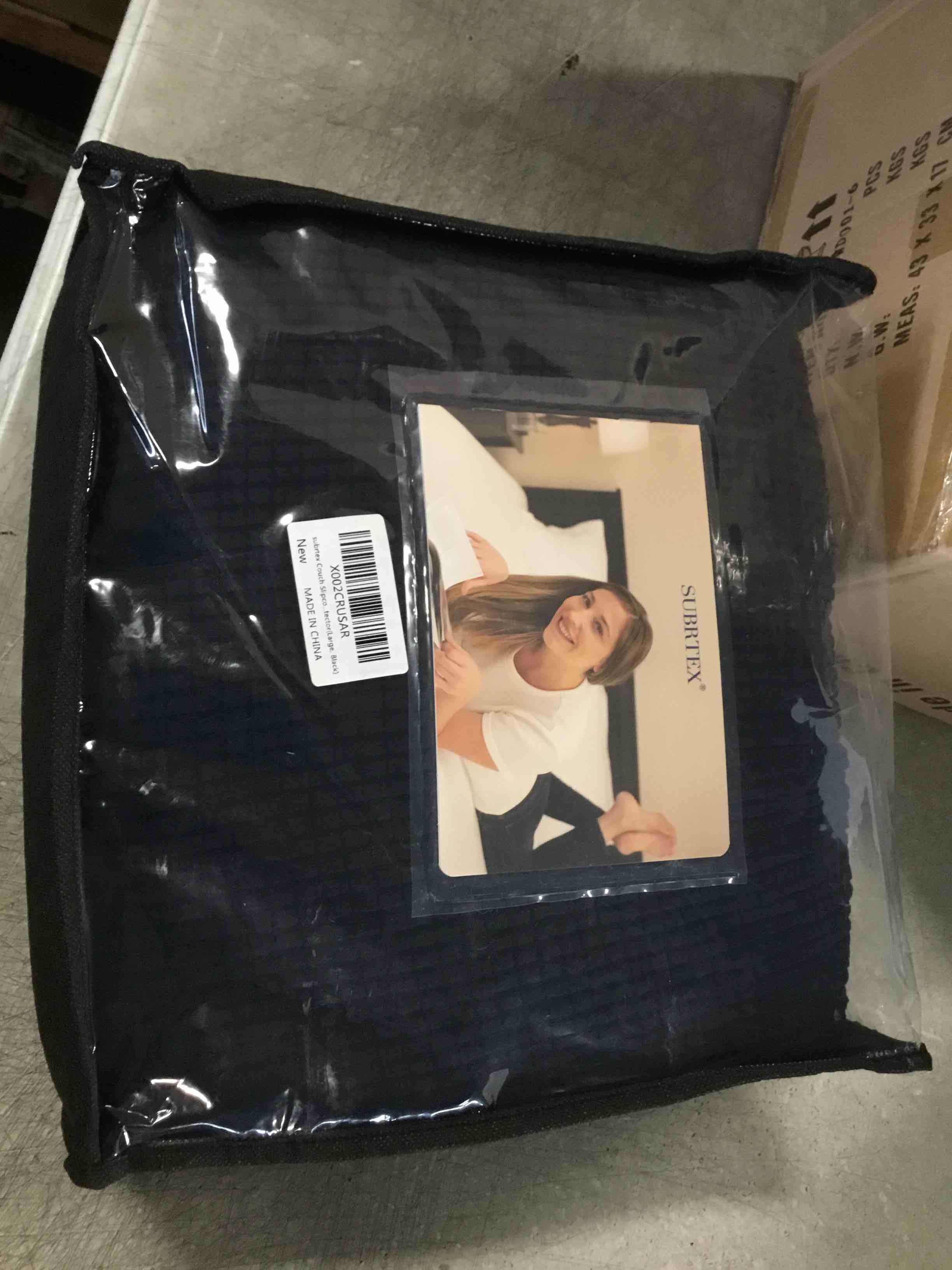 https://s3.amazonaws.com/lotting-images-prod/bidfta/GRA0178610_1730749893427.jpeg