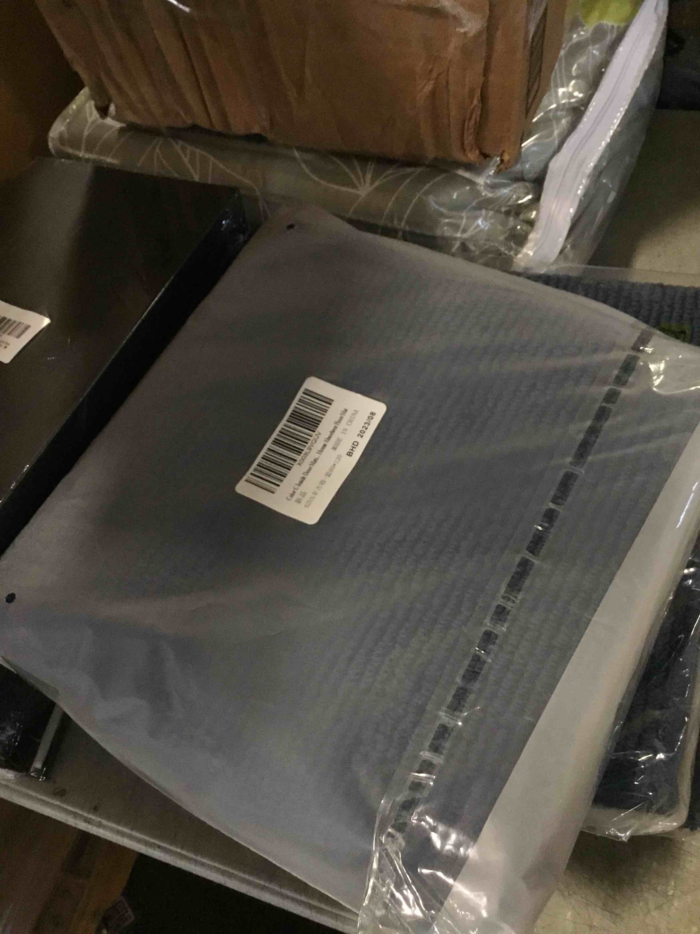 https://s3.amazonaws.com/lotting-images-prod/bidfta/GRA0178946_1730726645986.jpeg