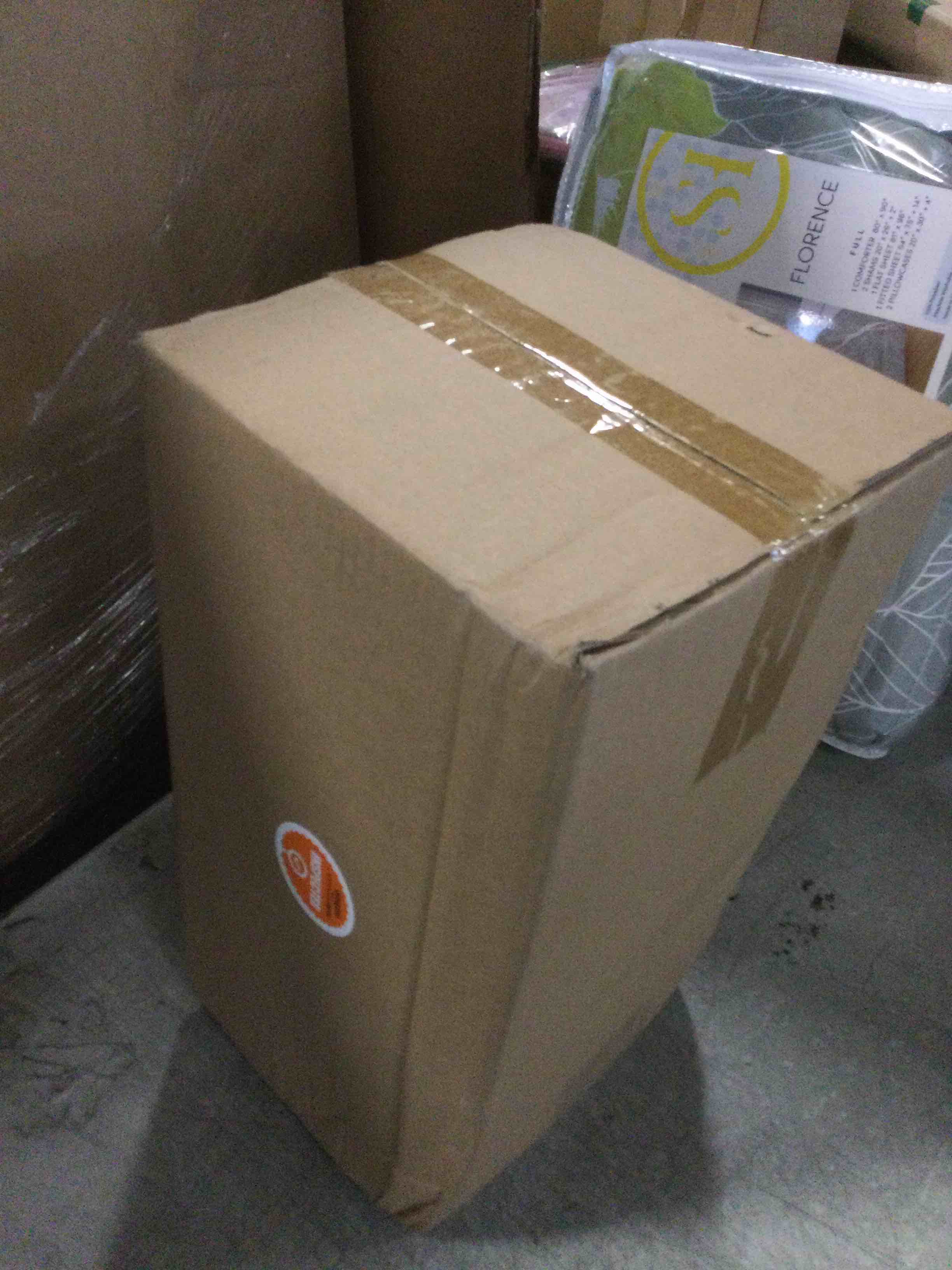 https://s3.amazonaws.com/lotting-images-prod/bidfta/GRA0179007_1730398997935.jpeg
