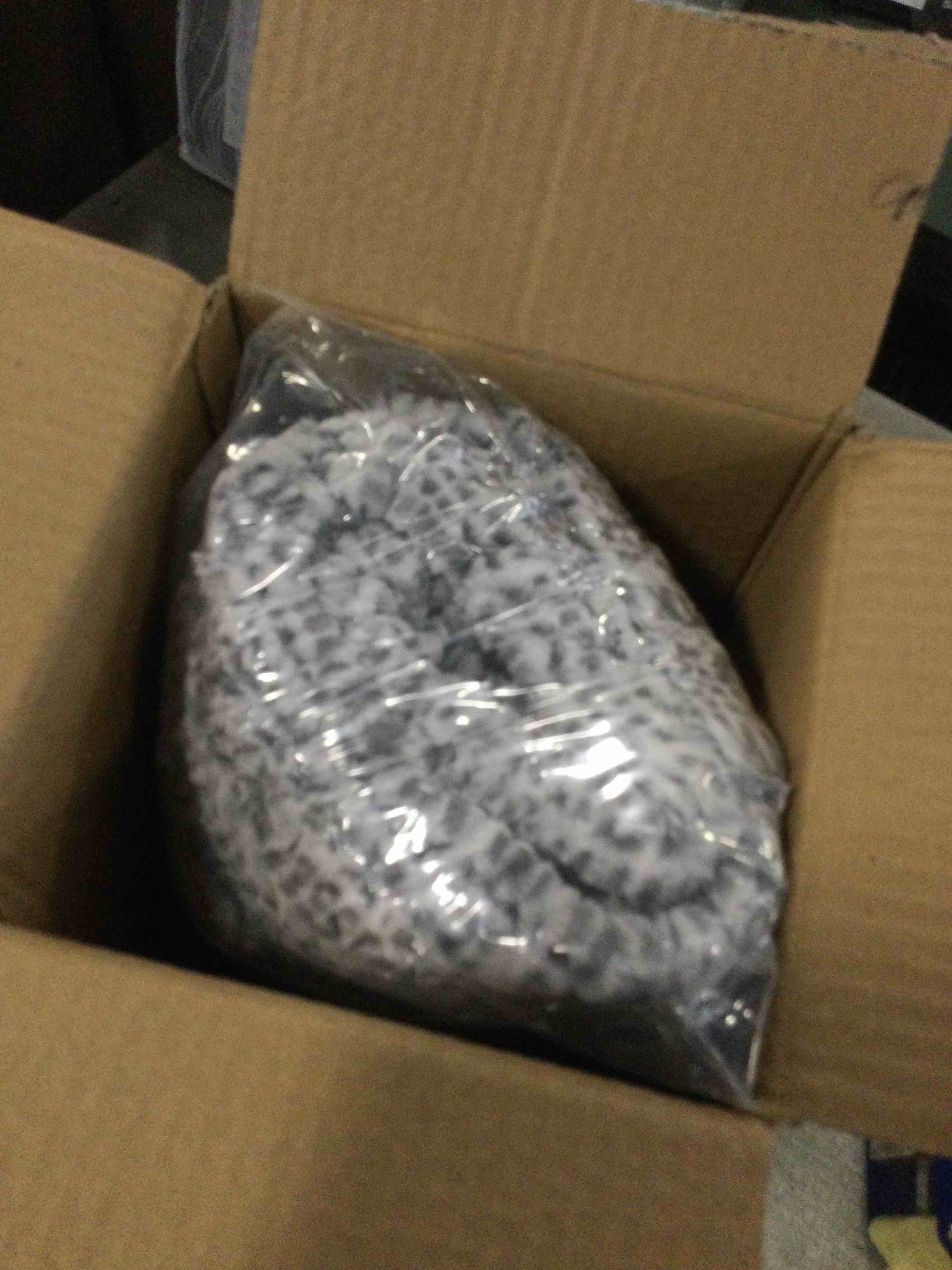 https://s3.amazonaws.com/lotting-images-prod/bidfta/GRA0179013_1730397177452.jpeg