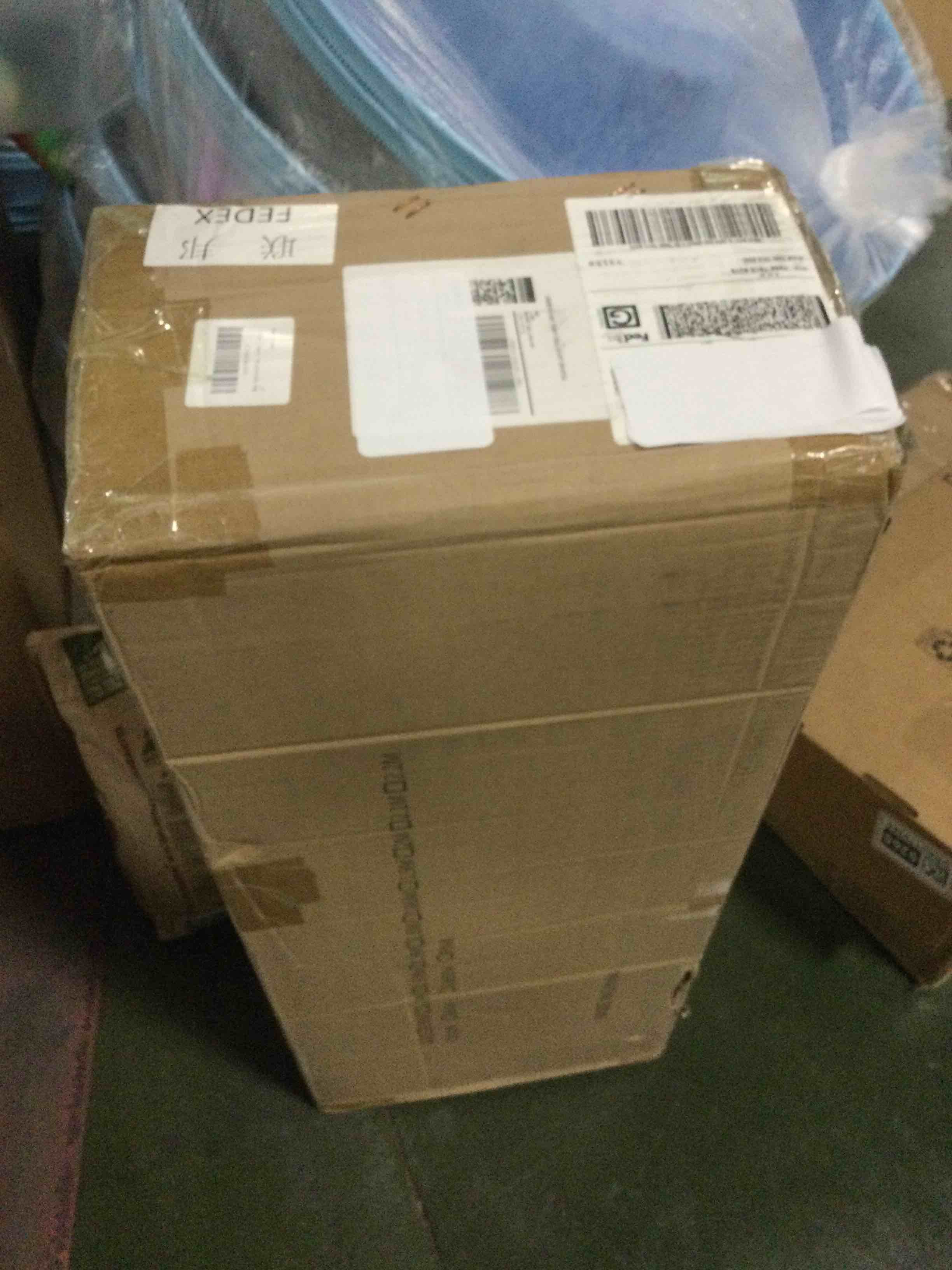 https://s3.amazonaws.com/lotting-images-prod/bidfta/GRA0179259_1730377398635.jpeg