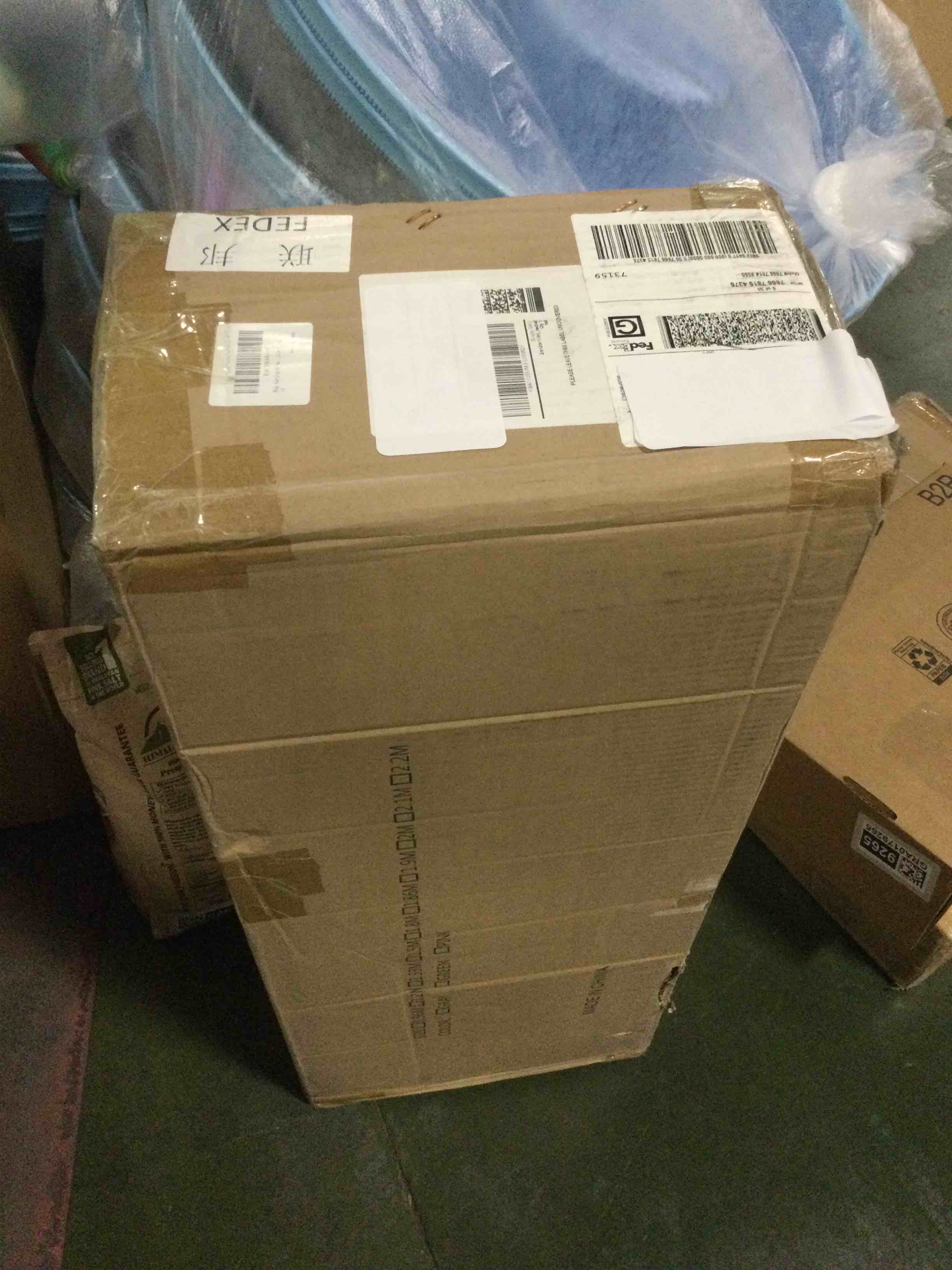 https://s3.amazonaws.com/lotting-images-prod/bidfta/GRA0179259_1730377400217.jpeg