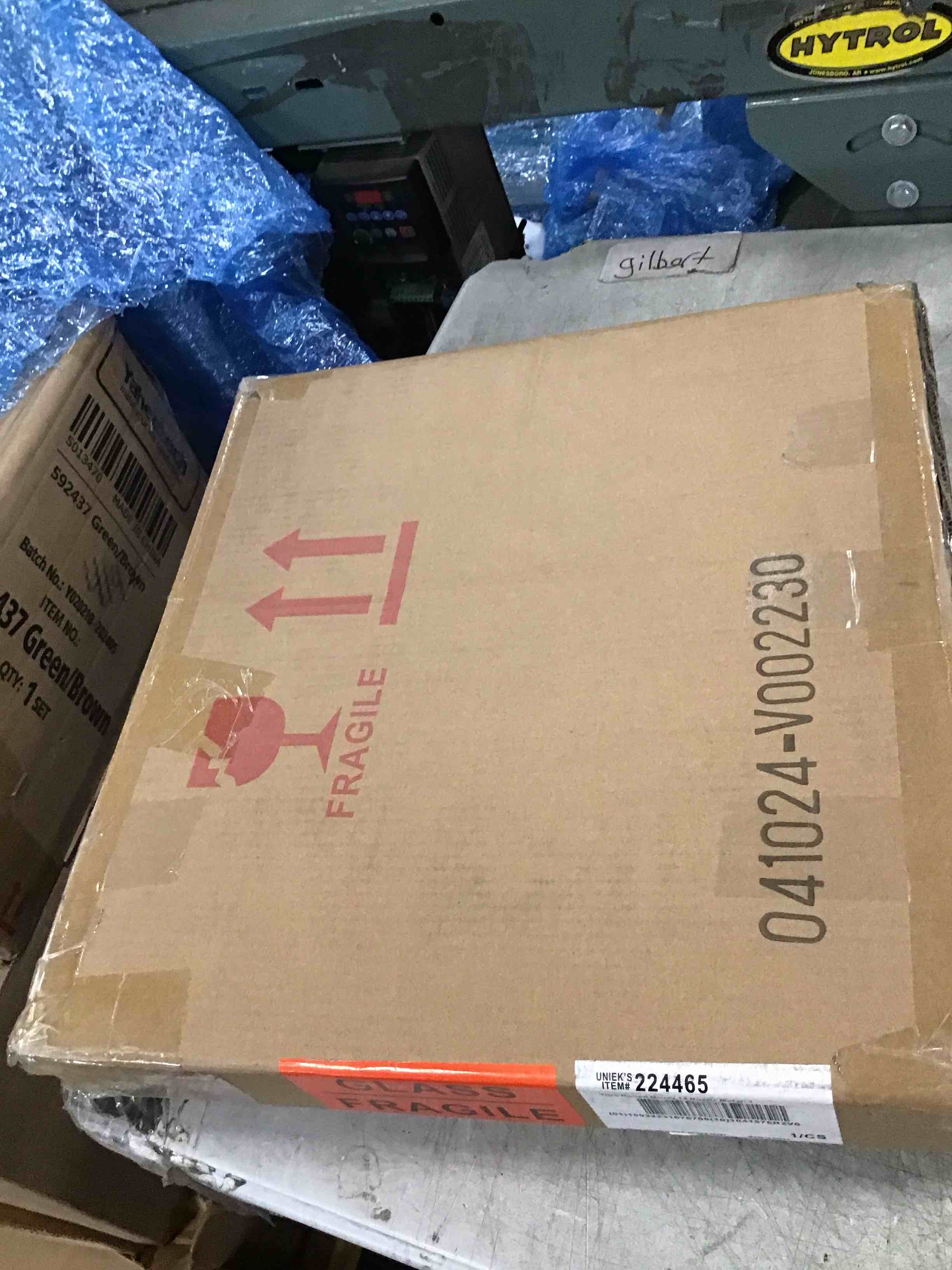https://s3.amazonaws.com/lotting-images-prod/bidfta/GRA0179893_1730207102753.jpeg